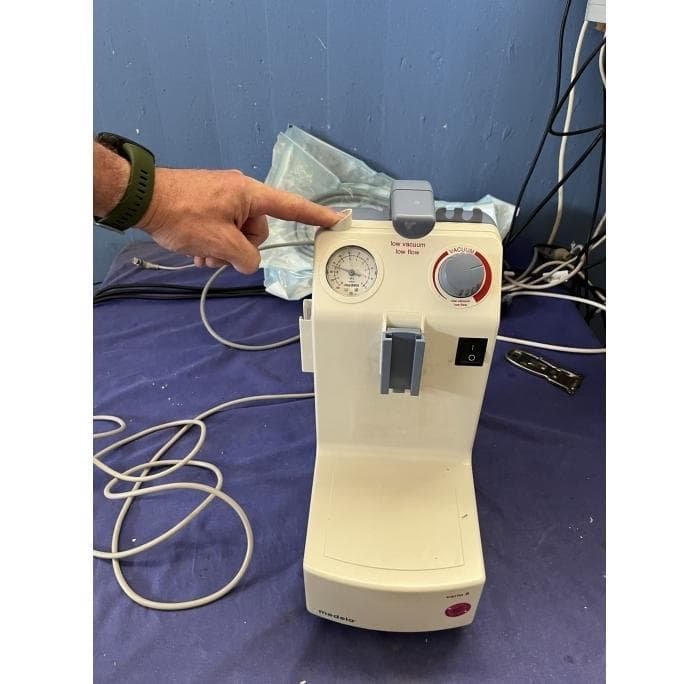 MEDELA Vario 8 Suction Pump