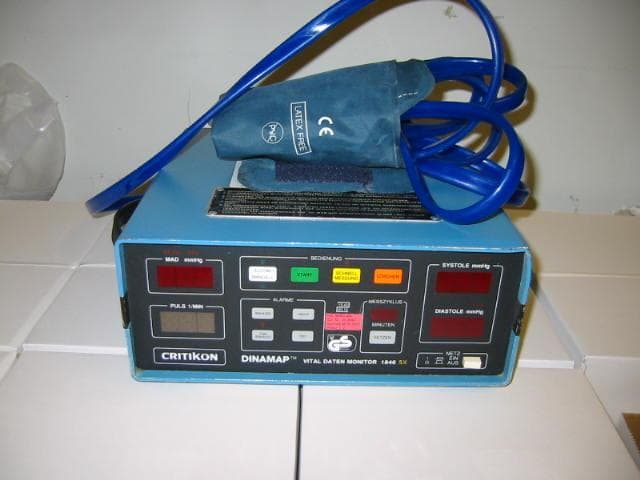 CRITIKON Dinamap 1846SX Vital signs monitor
