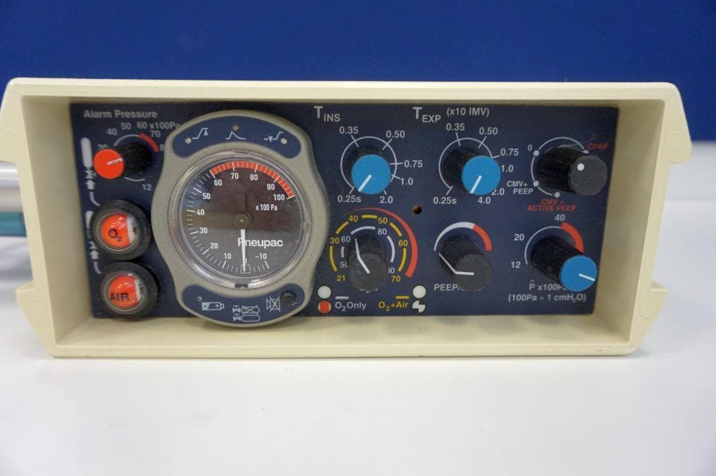 PNEUPAC babyPAC 100 Anesthesia ventilator