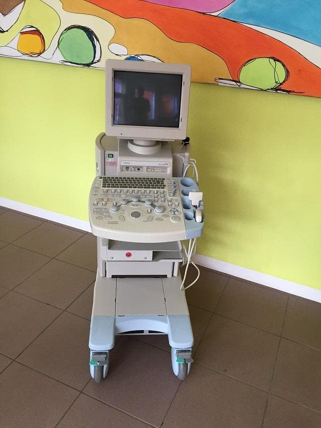 HITACHI EUB-5500 Ultrasound Machine