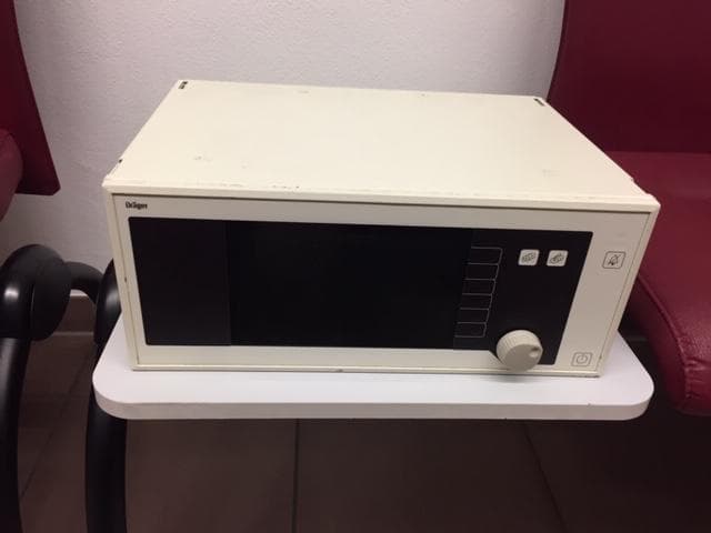 DRAGER PM 8050 Patient monitor