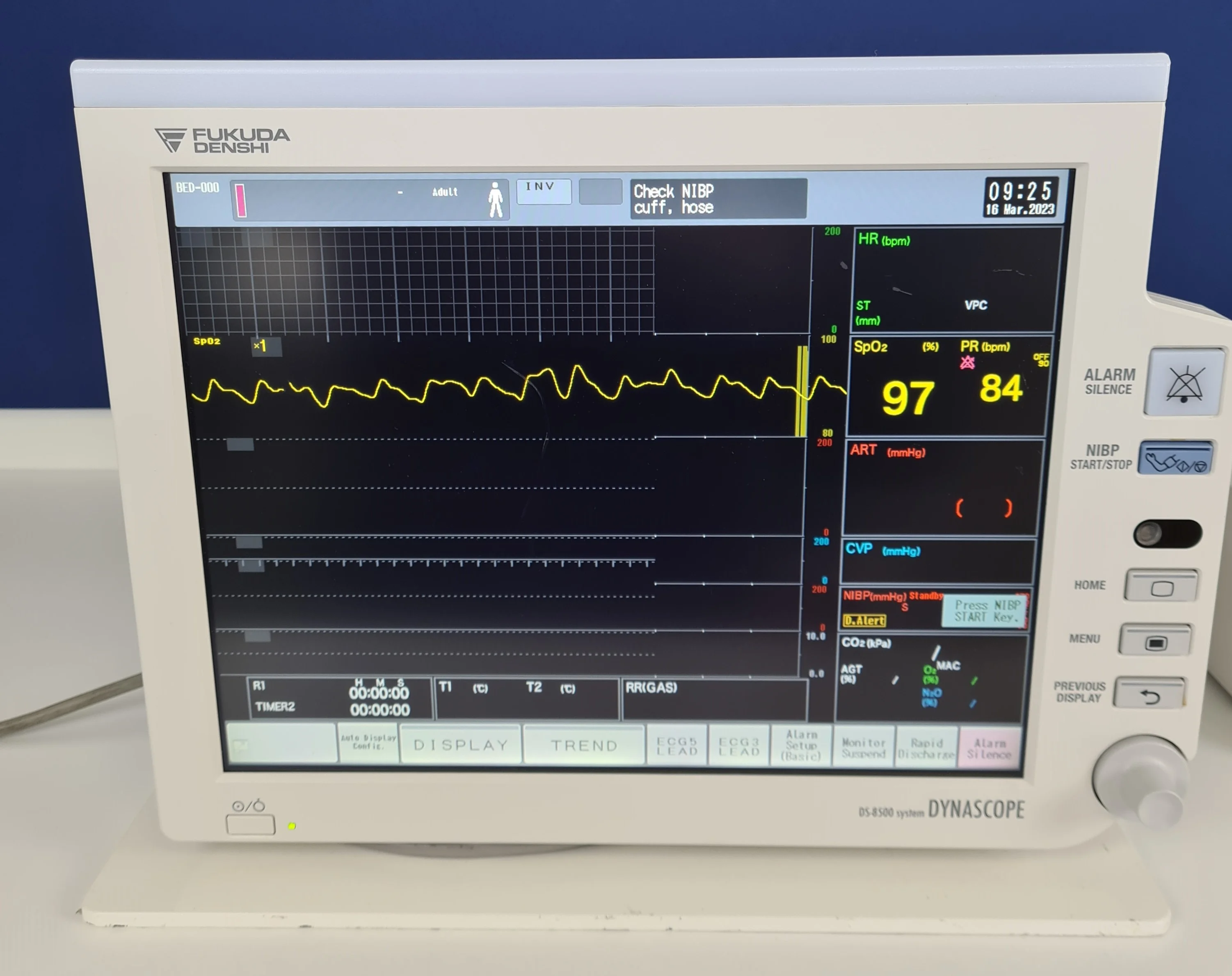FUKUDA DENSHI DYNASCOPE DS-8500 Multiparameter monitor