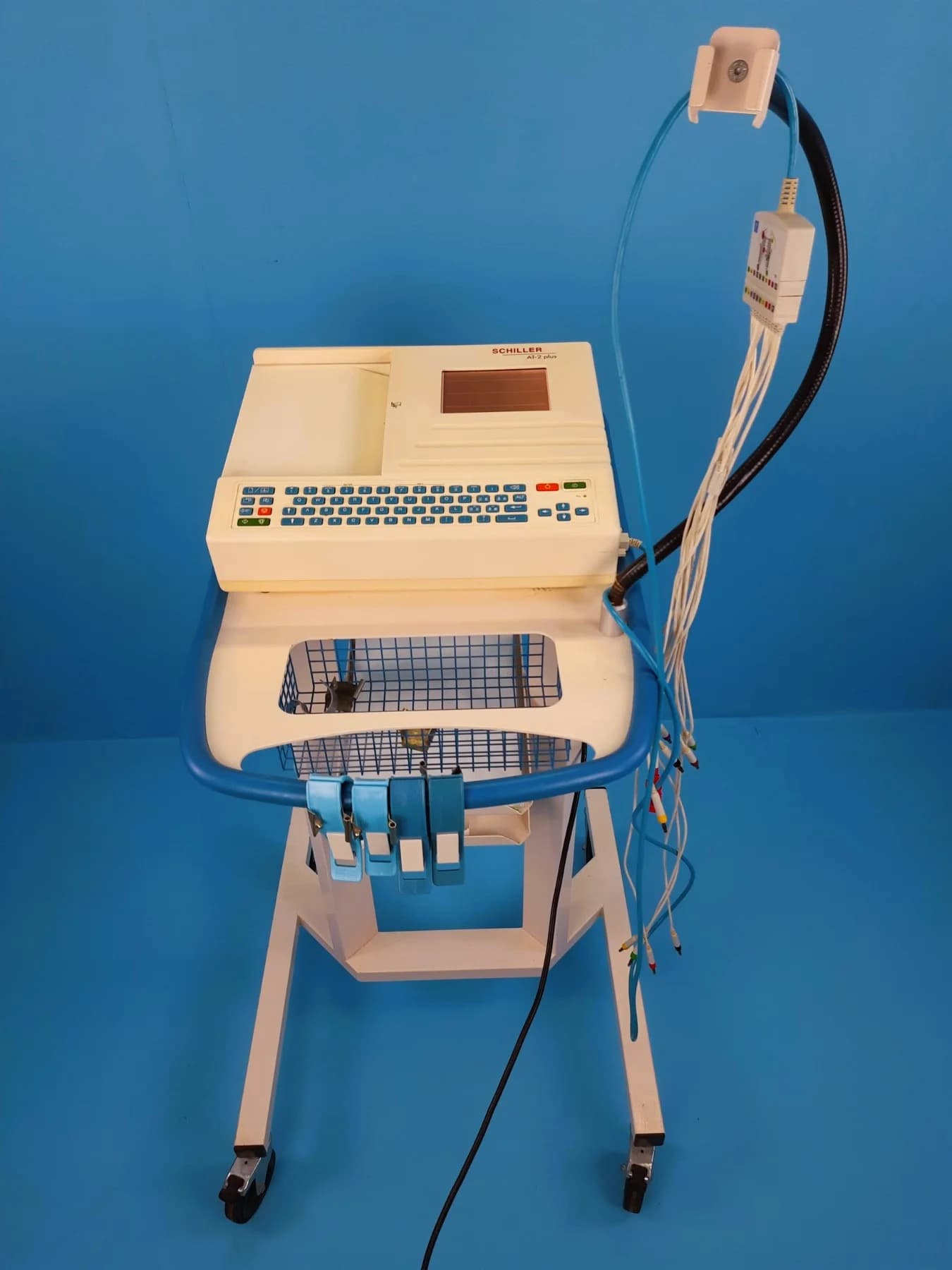 SCHILLER Cardiovit AT-2 Plus EKG Machine