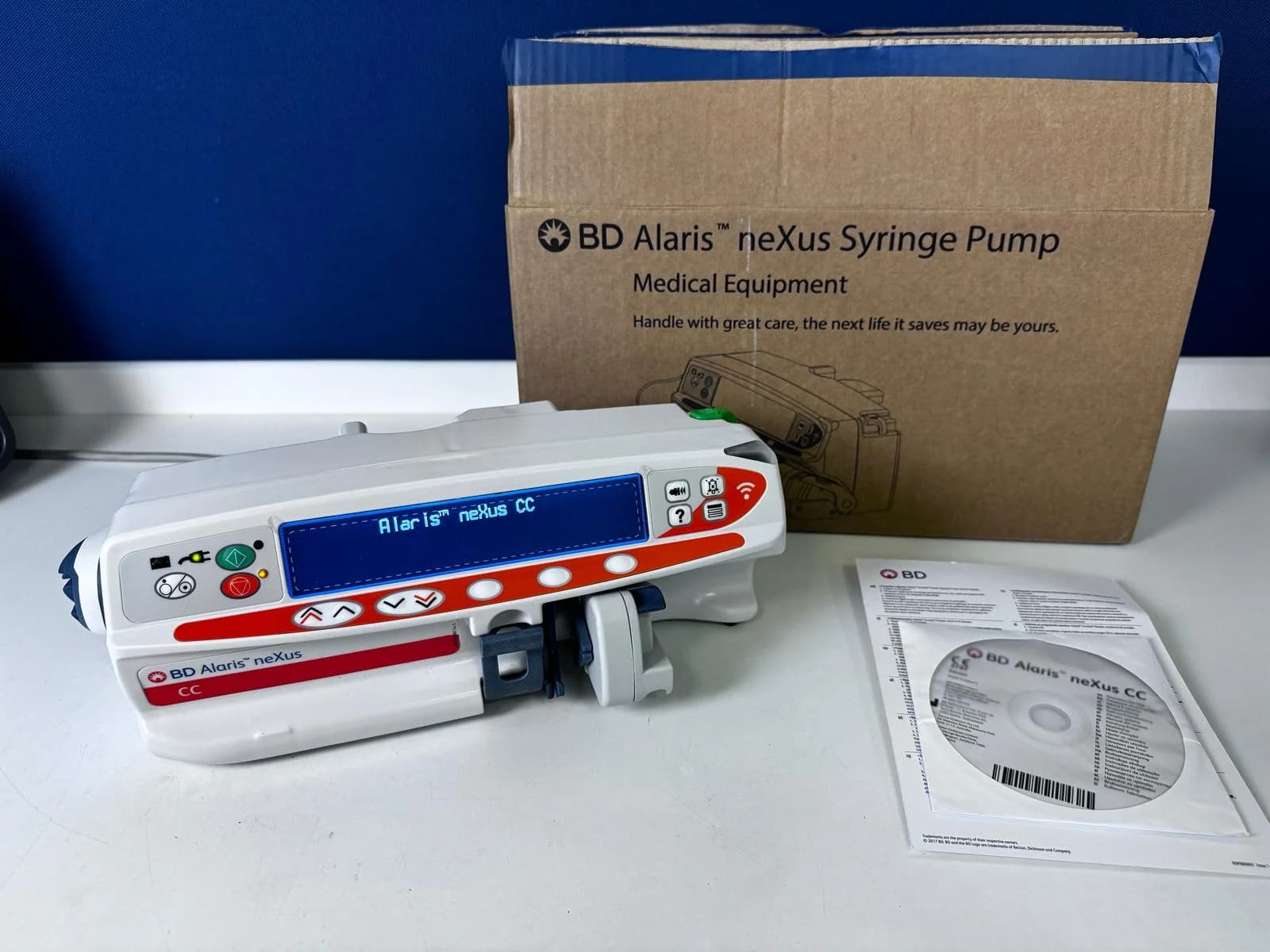 BD Alaris neXus CC Syringe Pump
