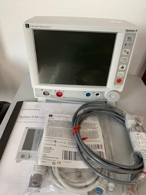 EDWARDS LIFESCIENCES Vigilance II Patient monitor