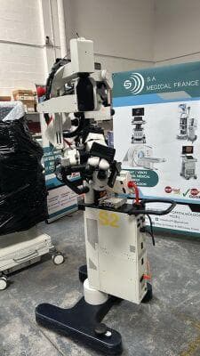 LEICA ULT500 O/R Microscope