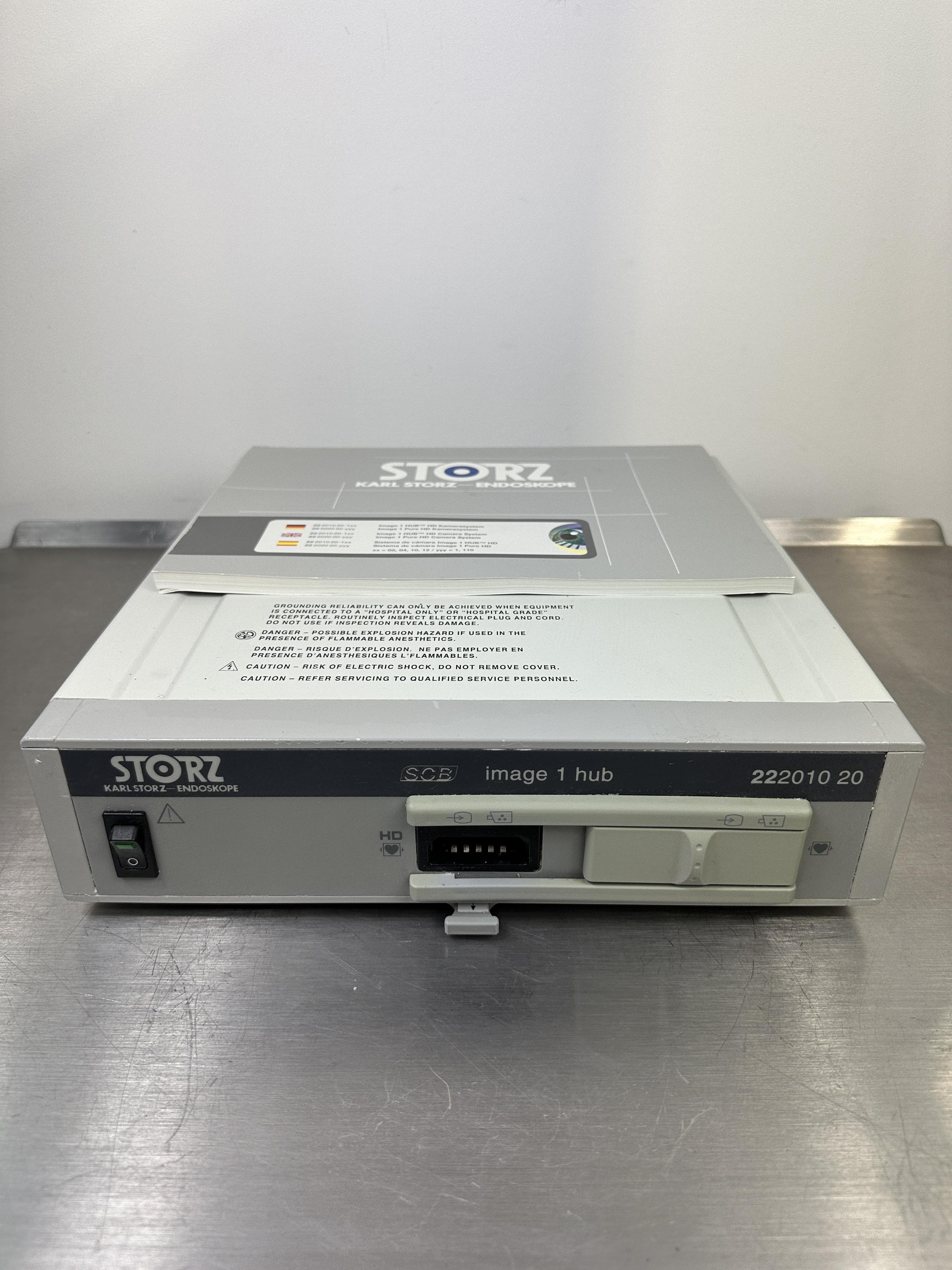 KARL STORZ image 1 hub 222010 20 Endoscopic camera