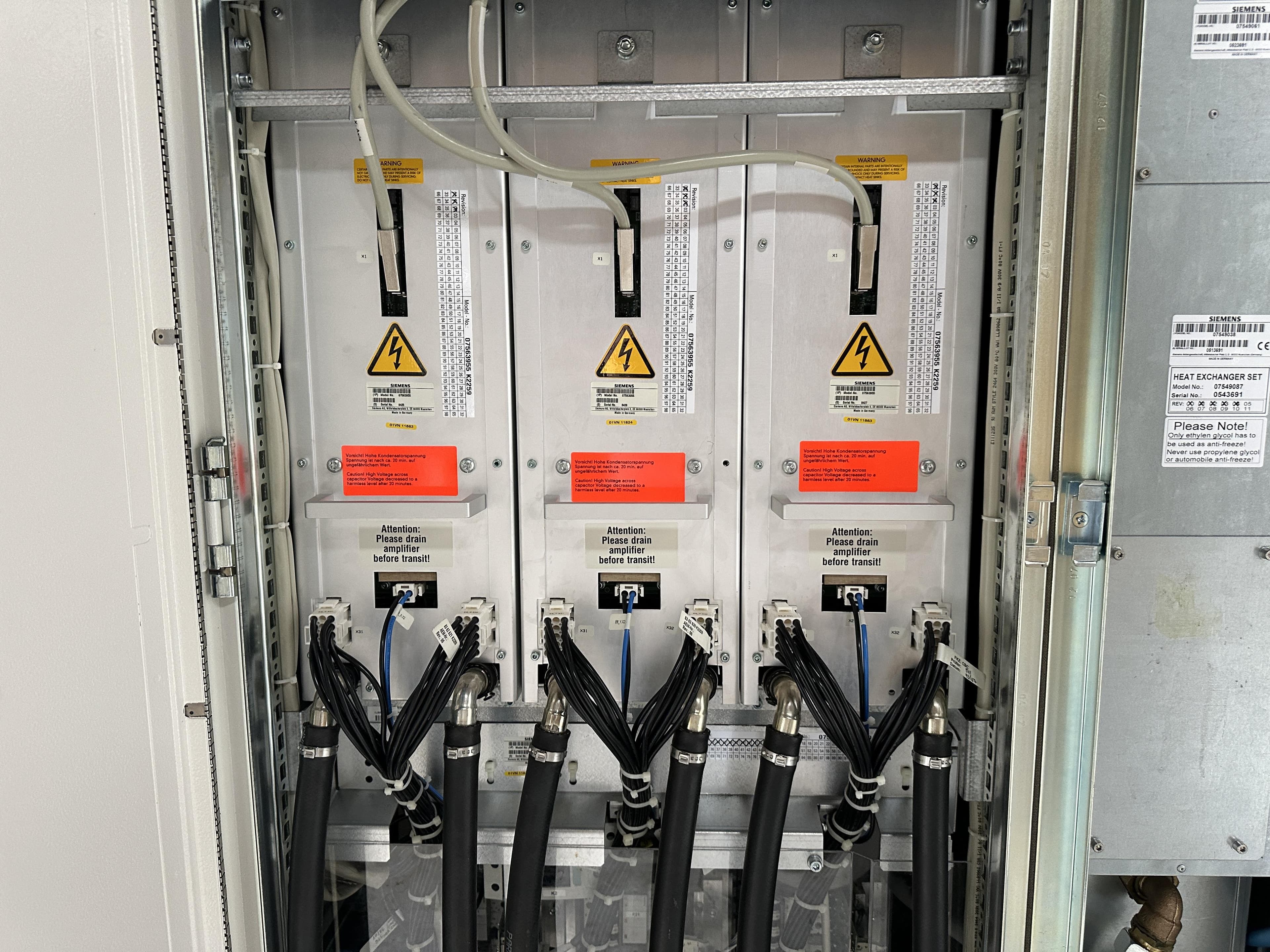 SIEMENS P/N 7563955 MRI machine part