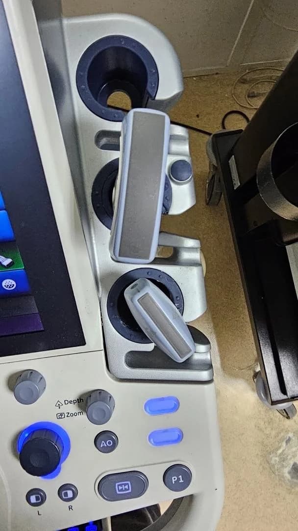 SAMSUNG V8 Ultrasound Machine