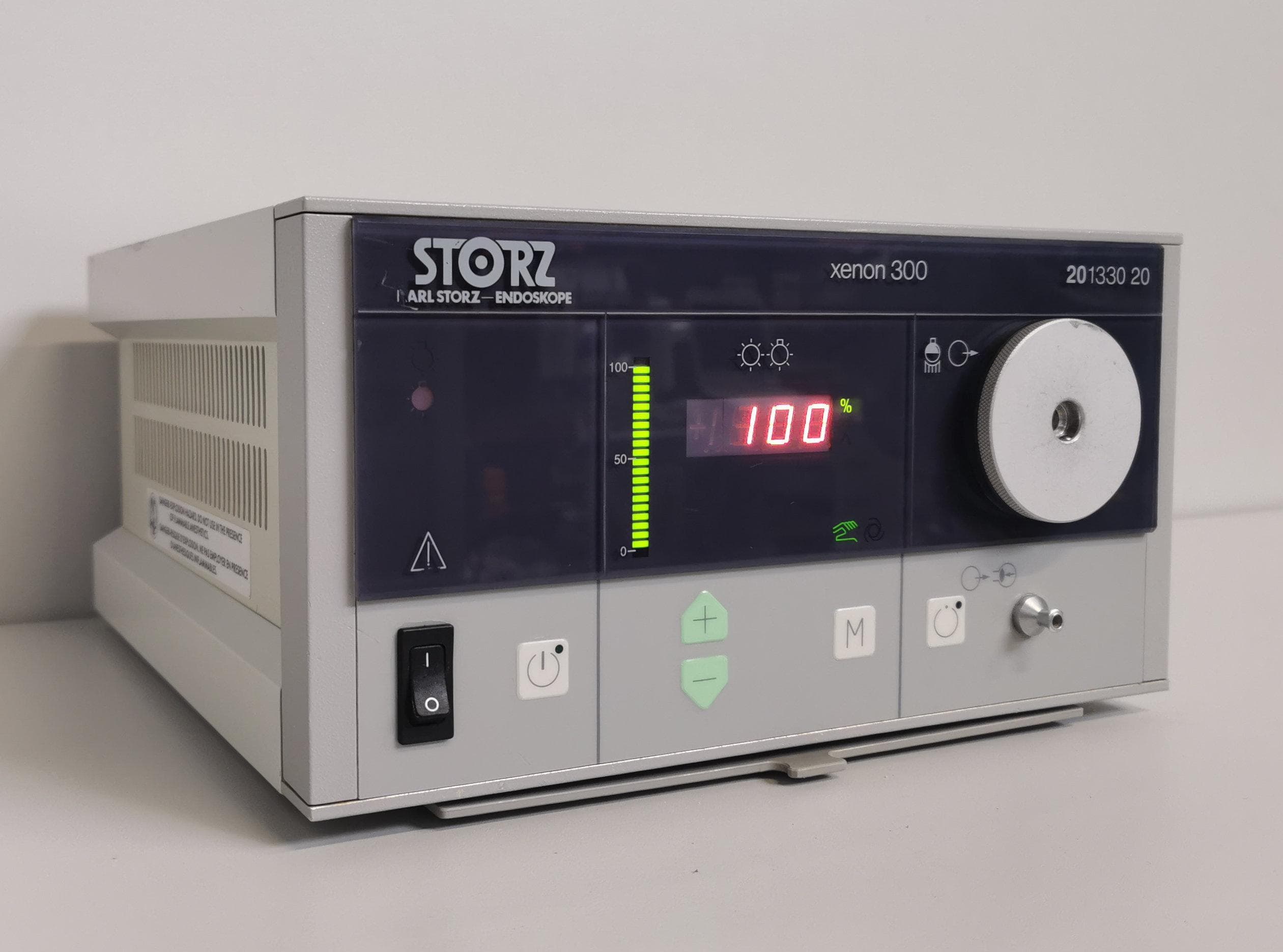 KARL STORZ xenon 300 201330 20 Endoscope light source