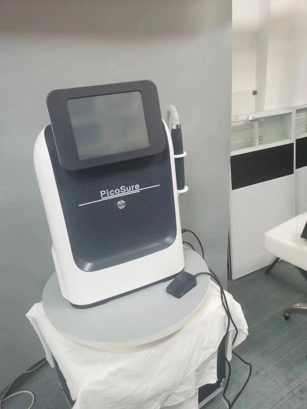 HEBEI TUOSITE Honeycomb PicoSure YAG Laser