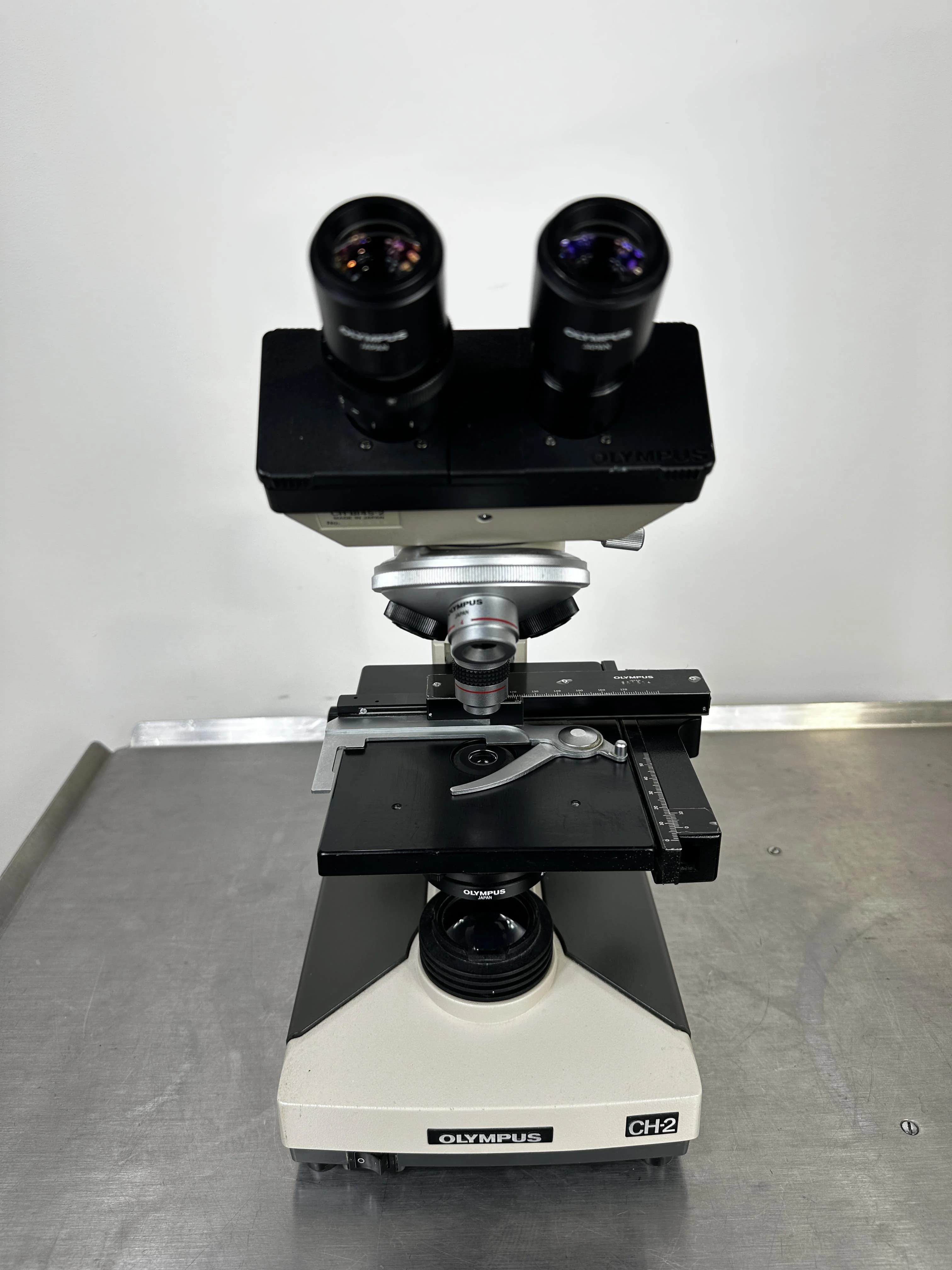 OLYMPUS CH2 Laboratory microscope