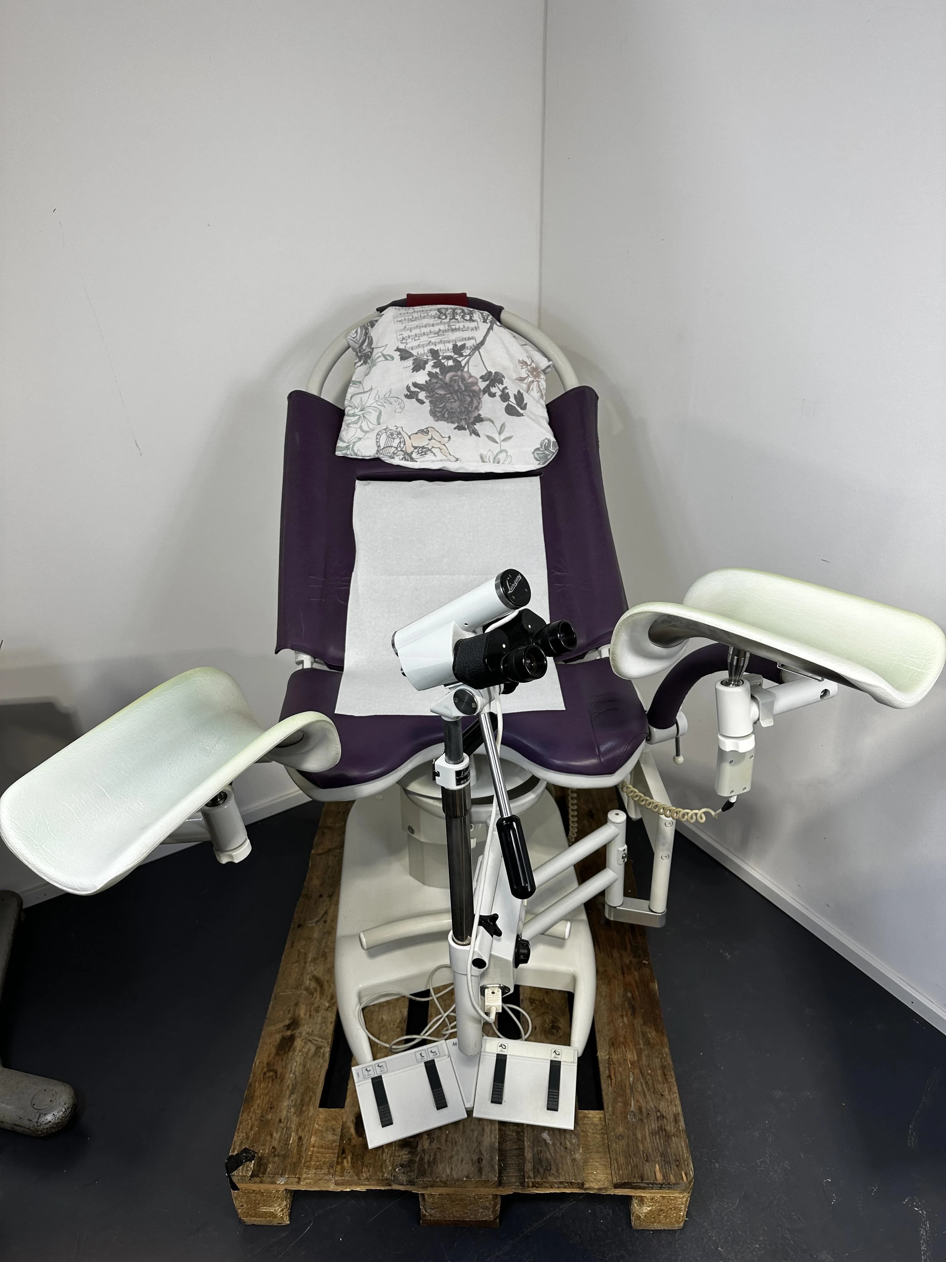 MAQUET Radius 1557.01 Gynecological Chair