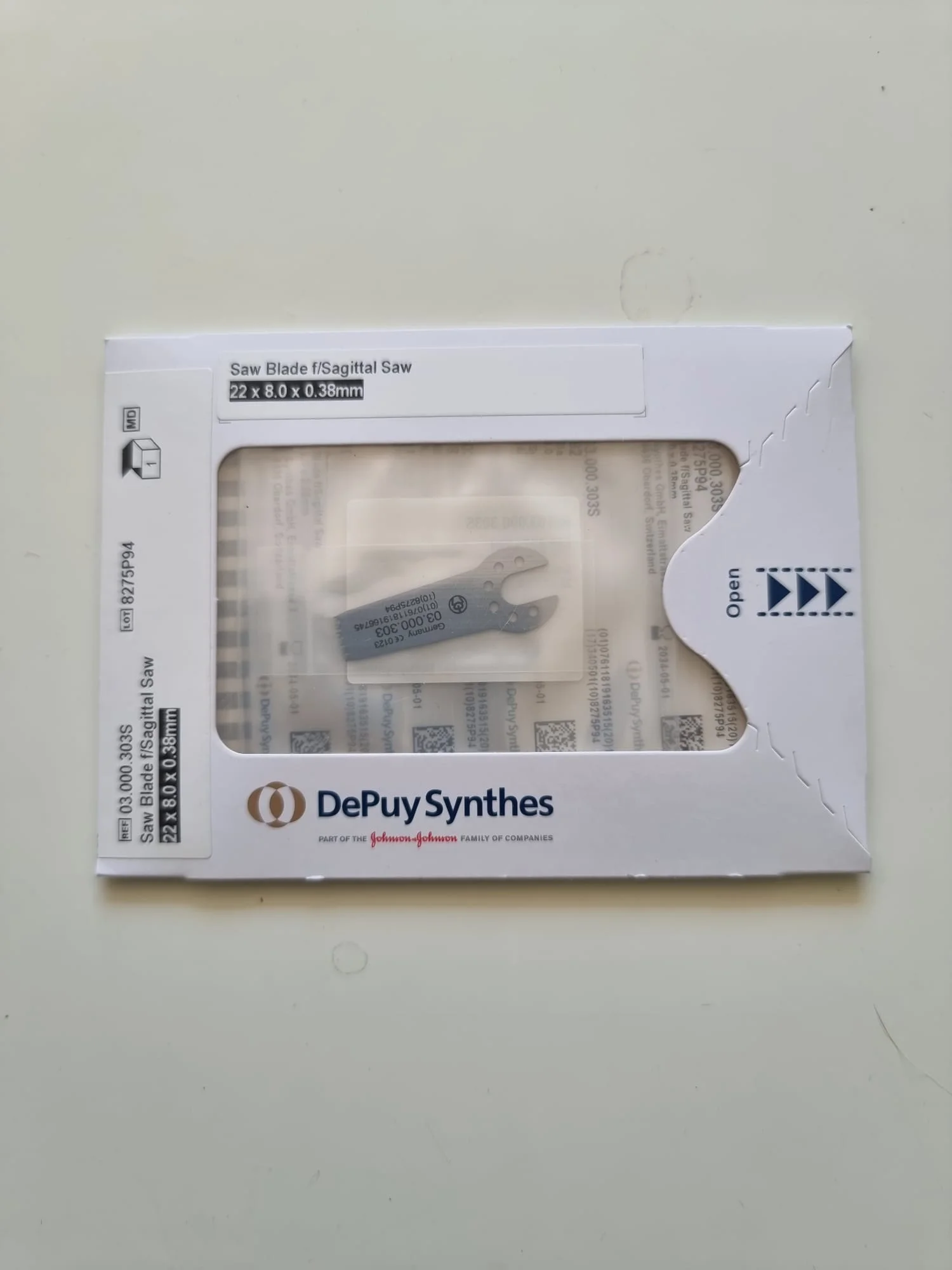 SYNTHES 03.000.303S Surgical Instrument