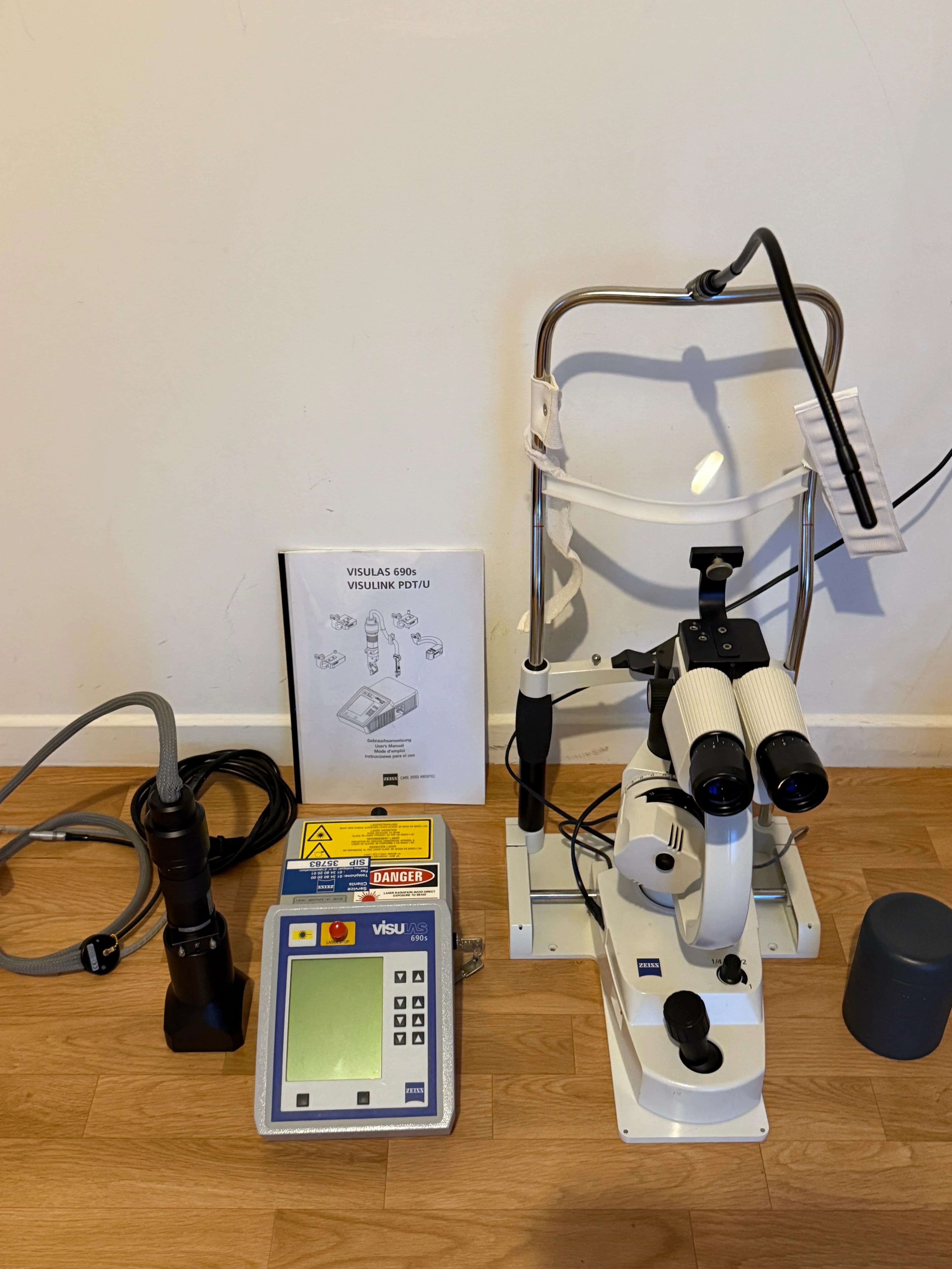 ZEISS VISULAS 690s Laser - Holmium