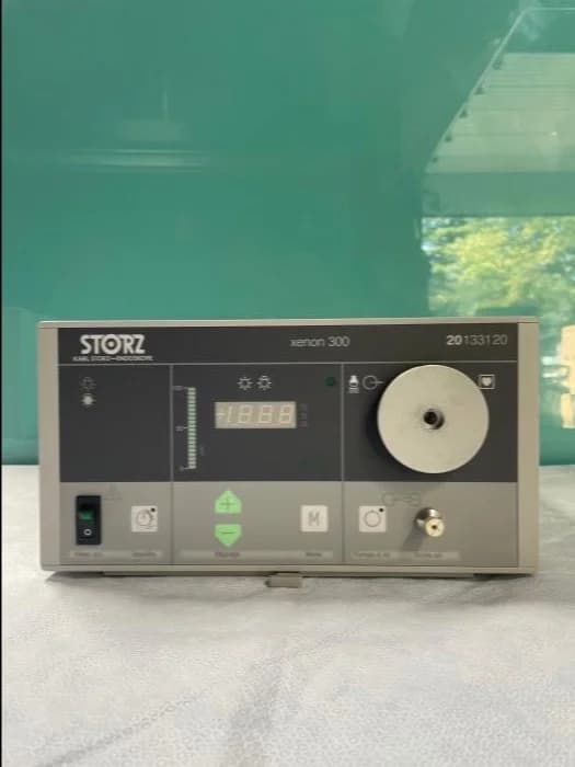 KARL STORZ xenon 300 201331 20 Endoscope light source