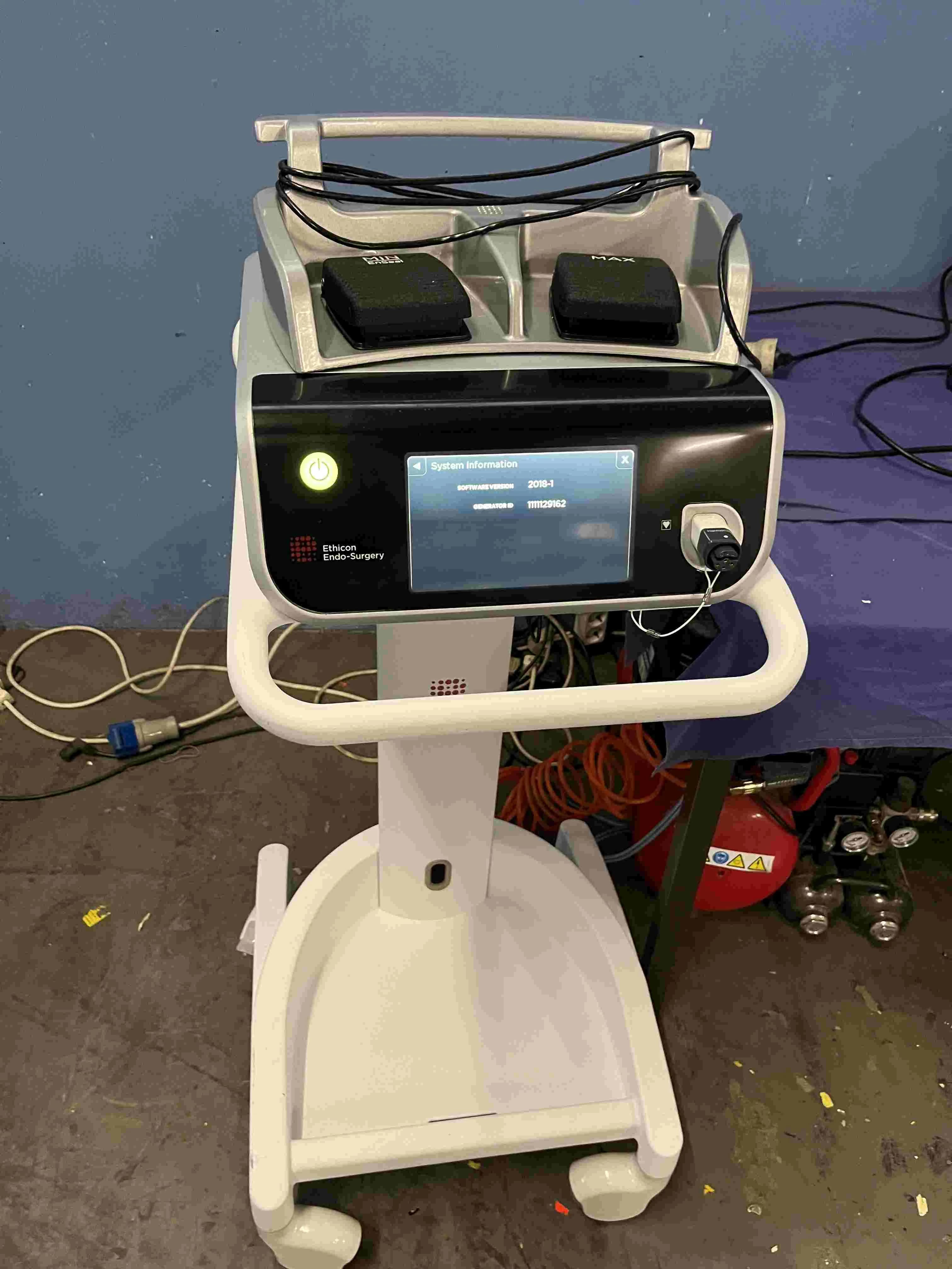 ETHICON GEN11 Electrosurgical Unit