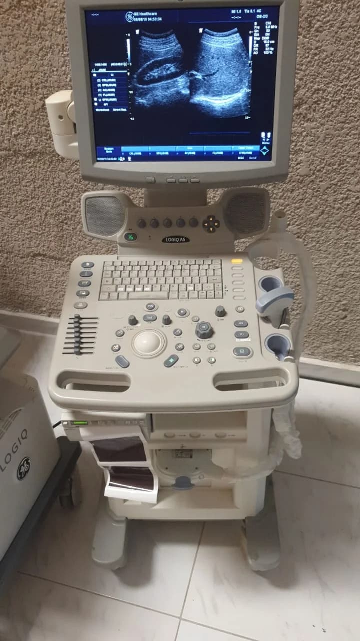 GE Logiq A5 Ultrasound Machine