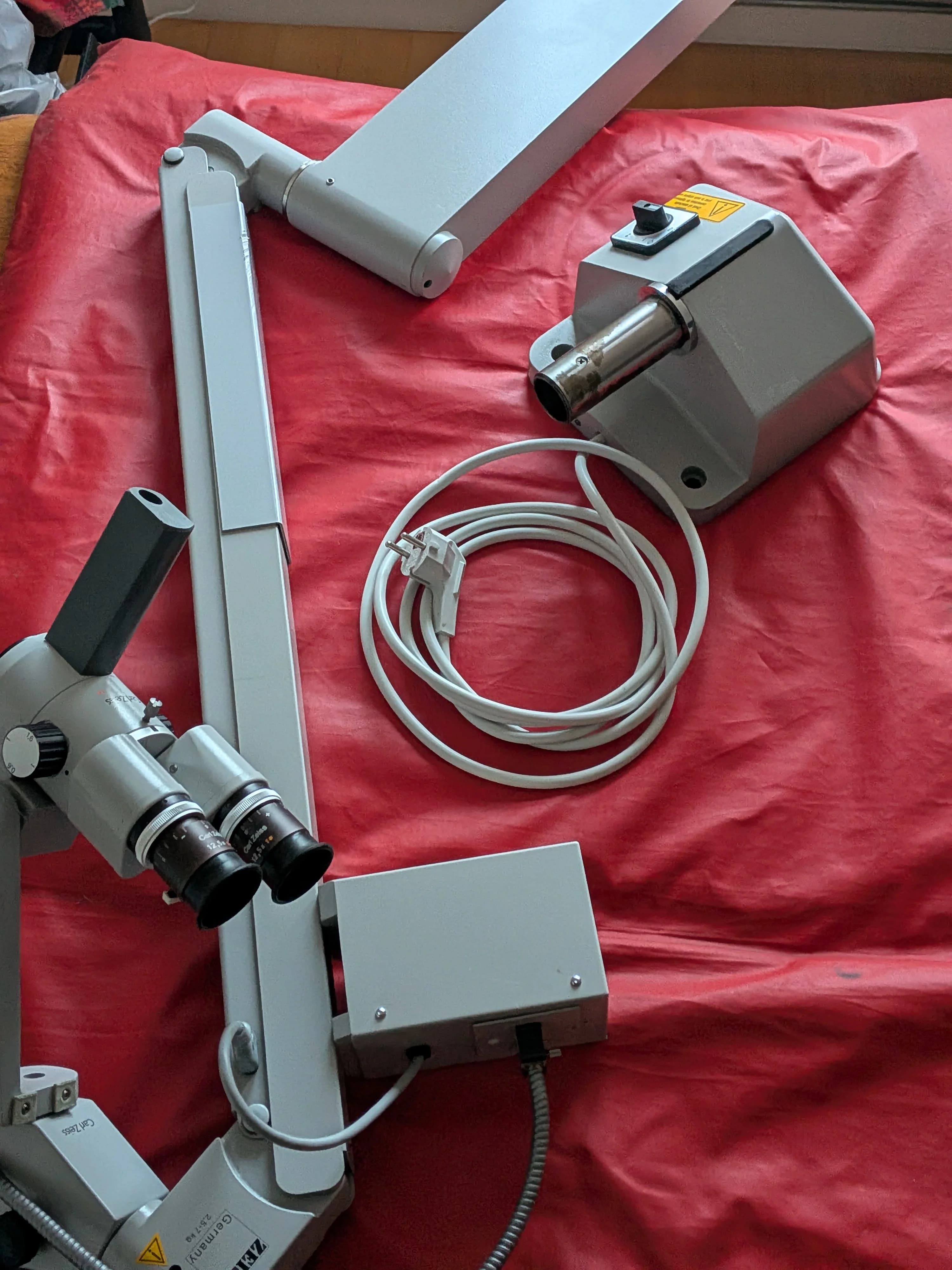 ZEISS OPMI 9 O/R Microscope