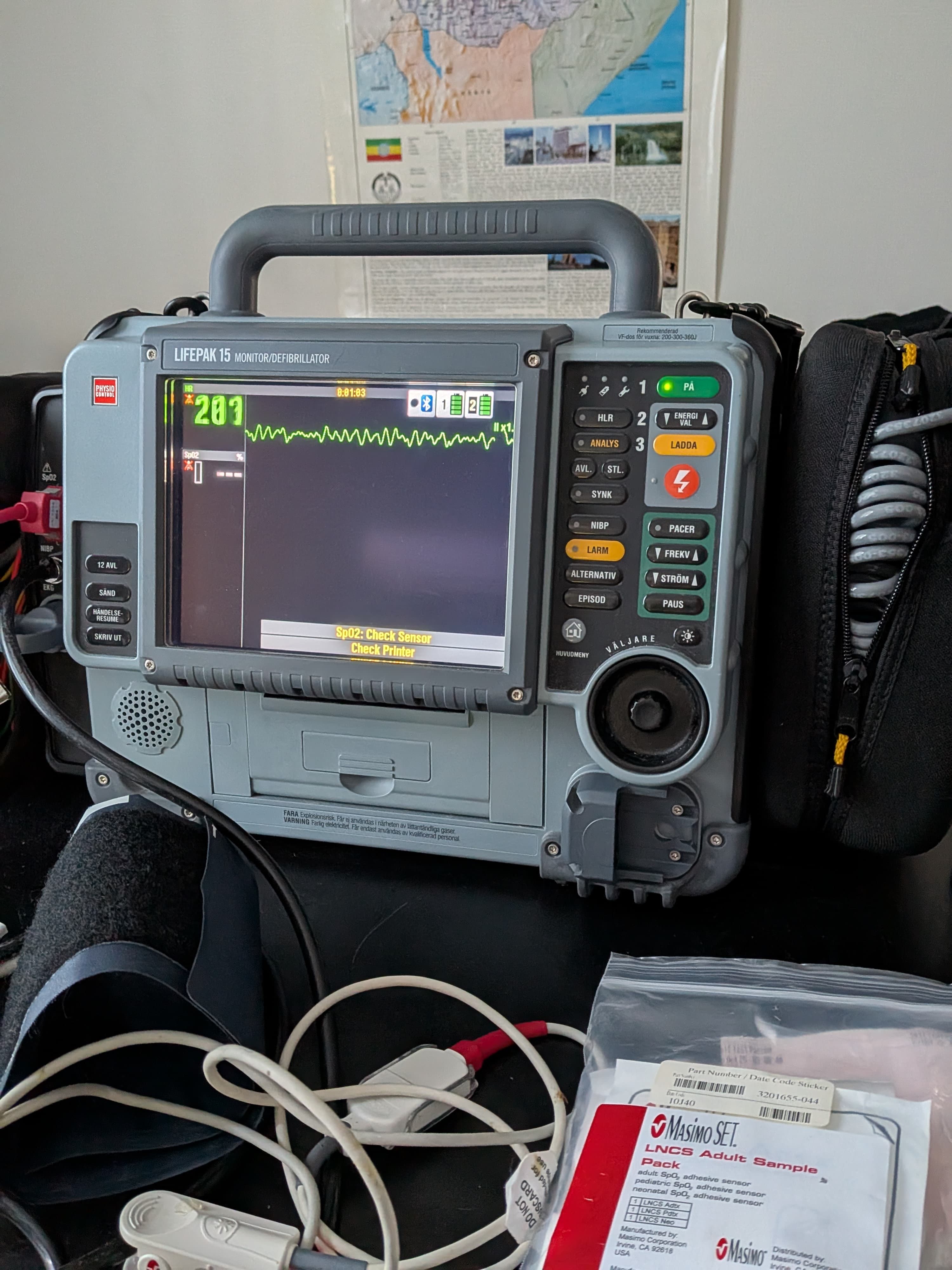 PHYSIO-CONTROL Lifepak 15 Defibrillator