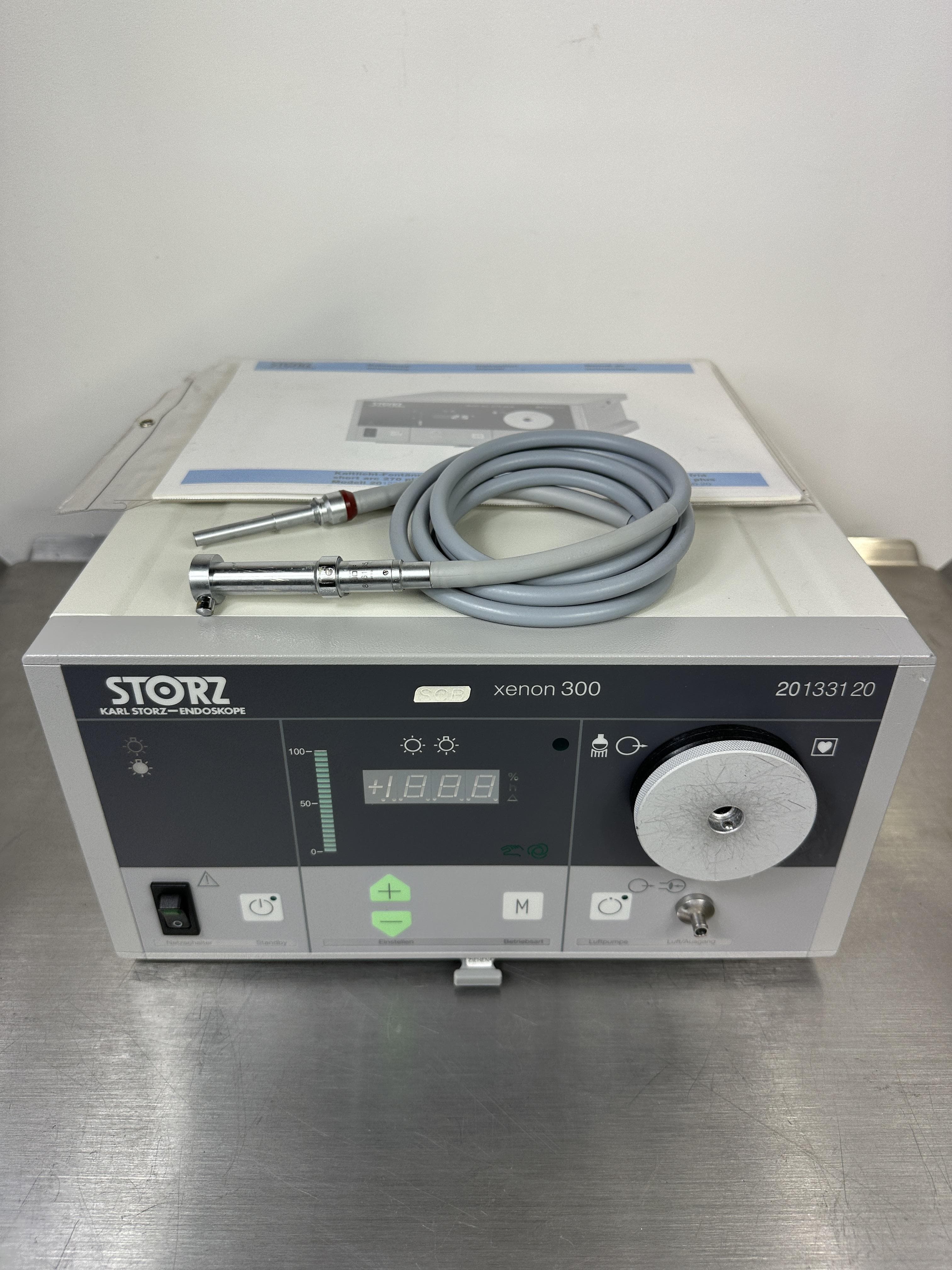 KARL STORZ xenon 300 201331 20 Endoscope light source