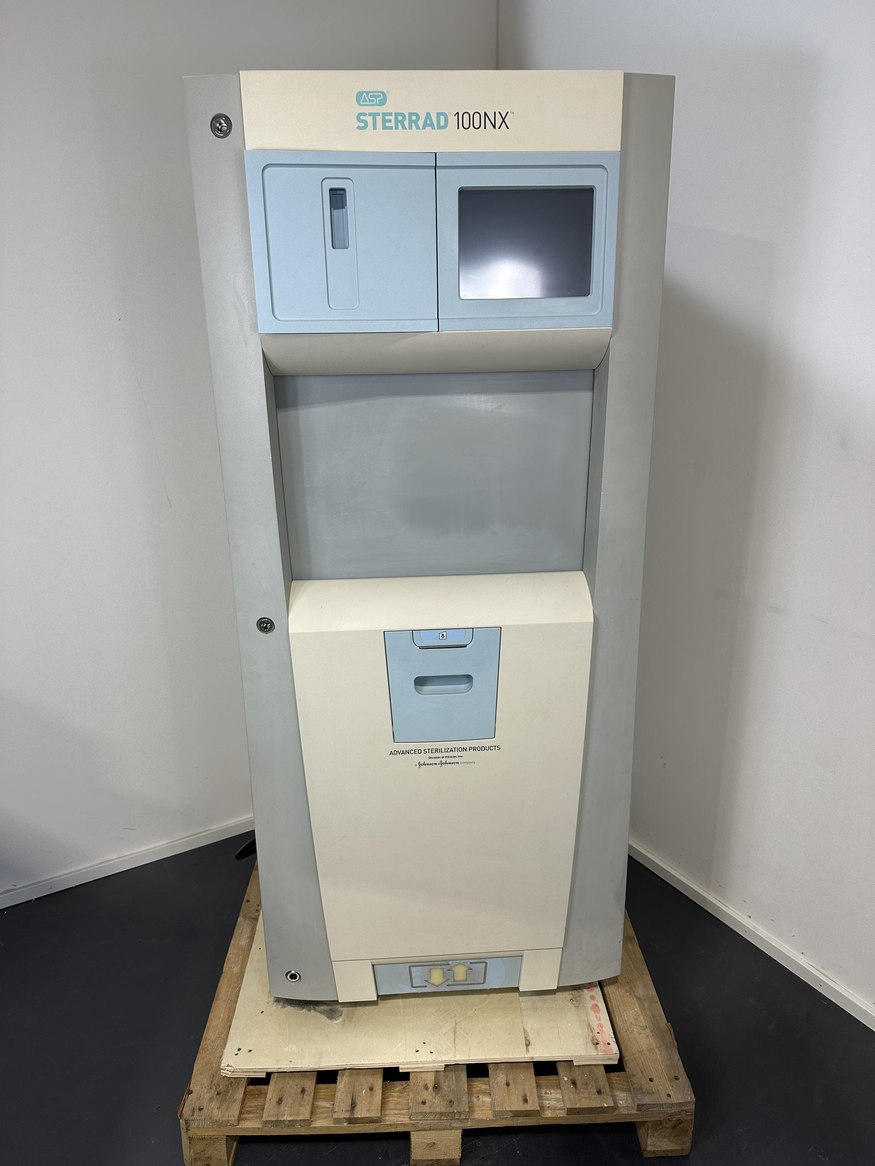 ADVANCED STERILIZATION PRODUCTS (ASP) STERRAD 100NX Sterilizer