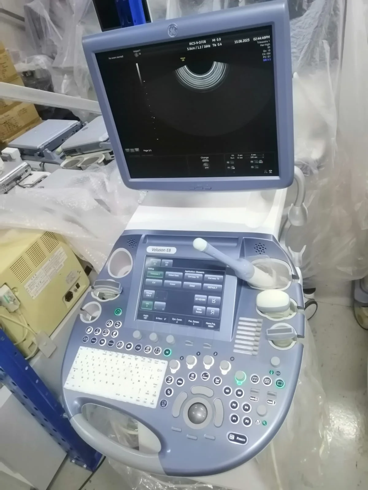 GE Voluson E8 Ultrasound Machine