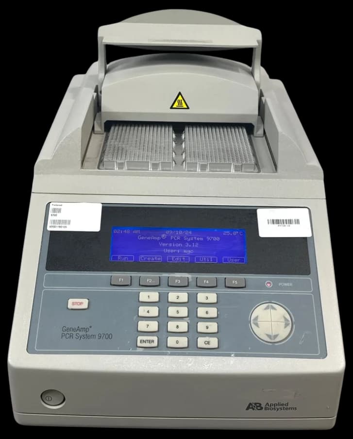 APPLIED BIOSYSTEMS GeneAmp PCR System 9700 PCR Thermal Cycler
