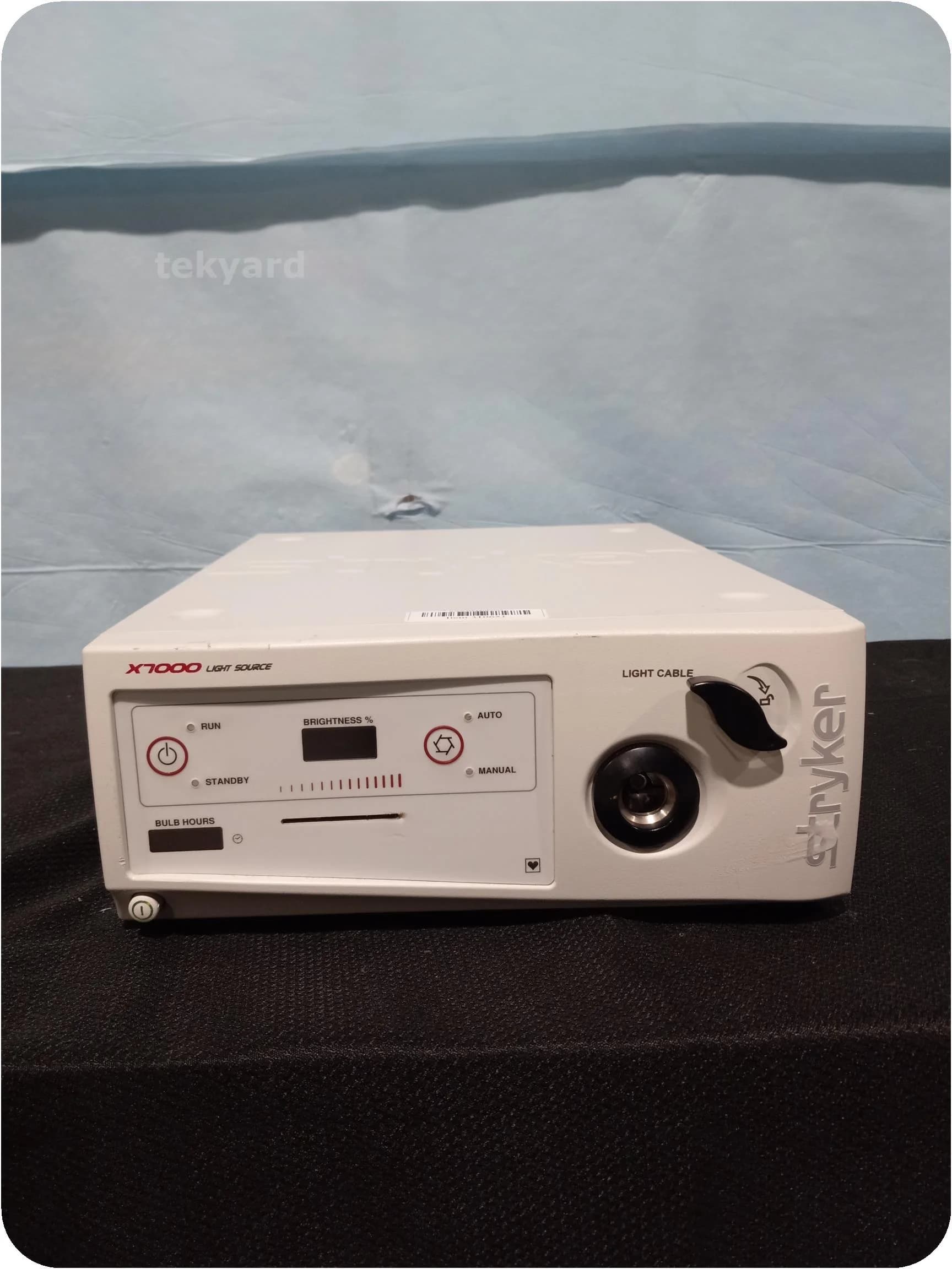 STRYKER X7000 Endoscope light source