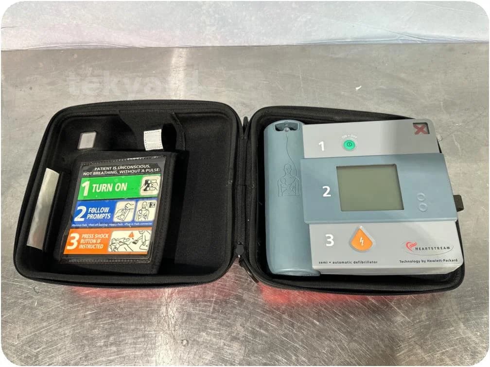 HEWLETT PACKARD Heartstream ForeRunner Defibrillator