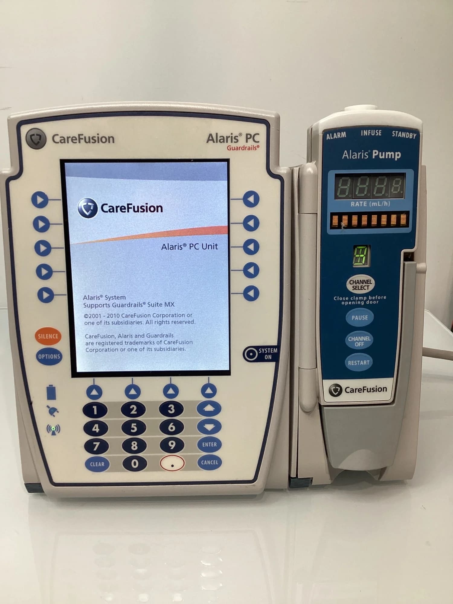 CAREFUSION Alaris PC 8015 IV infusion pump