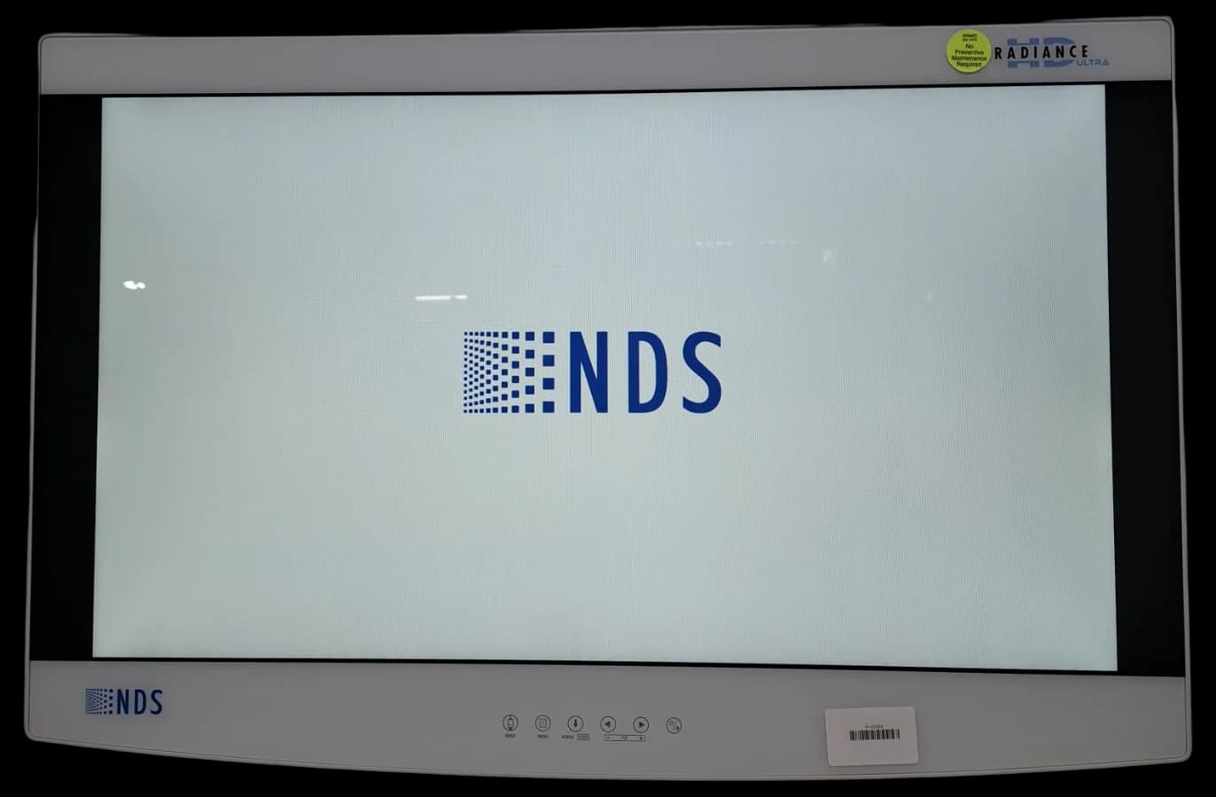 NDS SC-WU27-G1507 Surgical Display