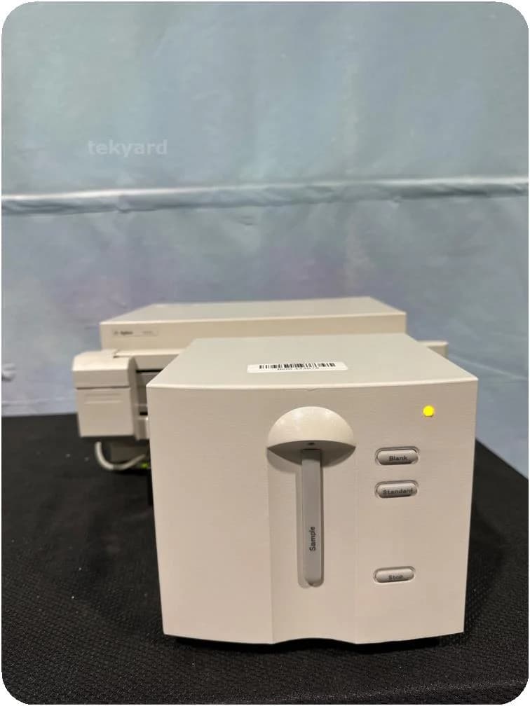 AGILENT G1103A Spectrophotometer
