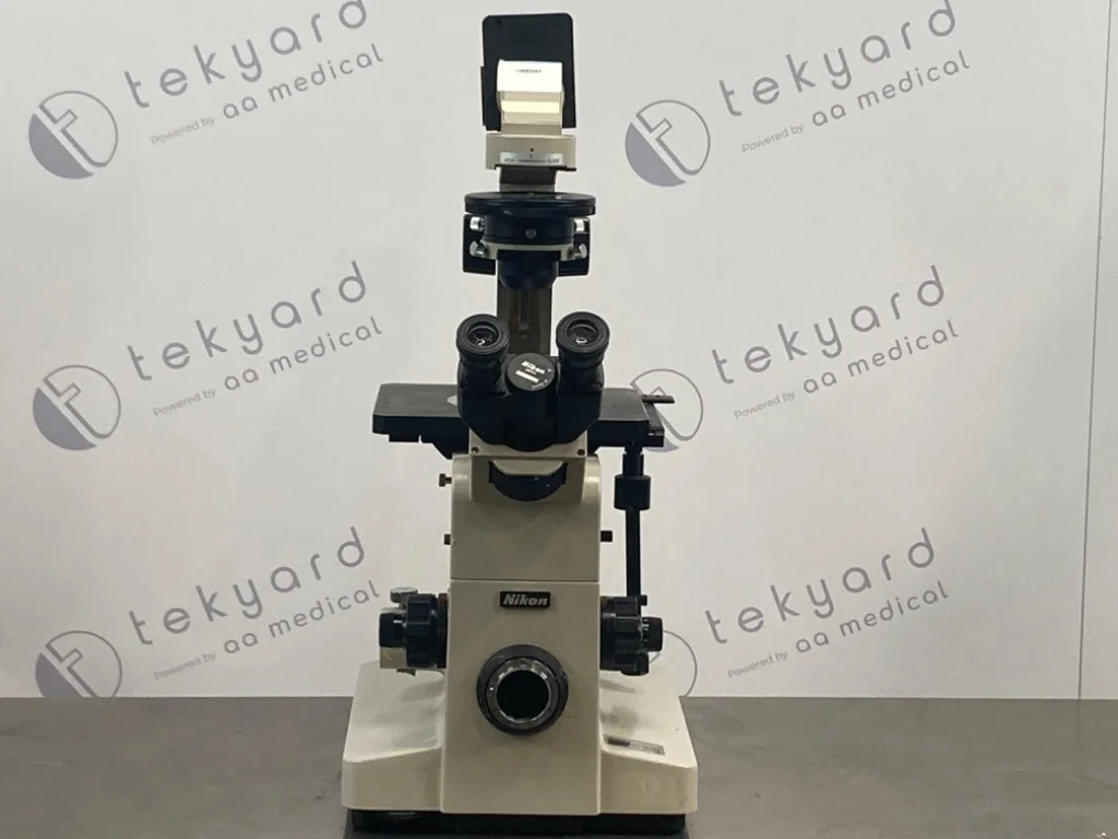 NIKON Diaphot Laboratory microscope