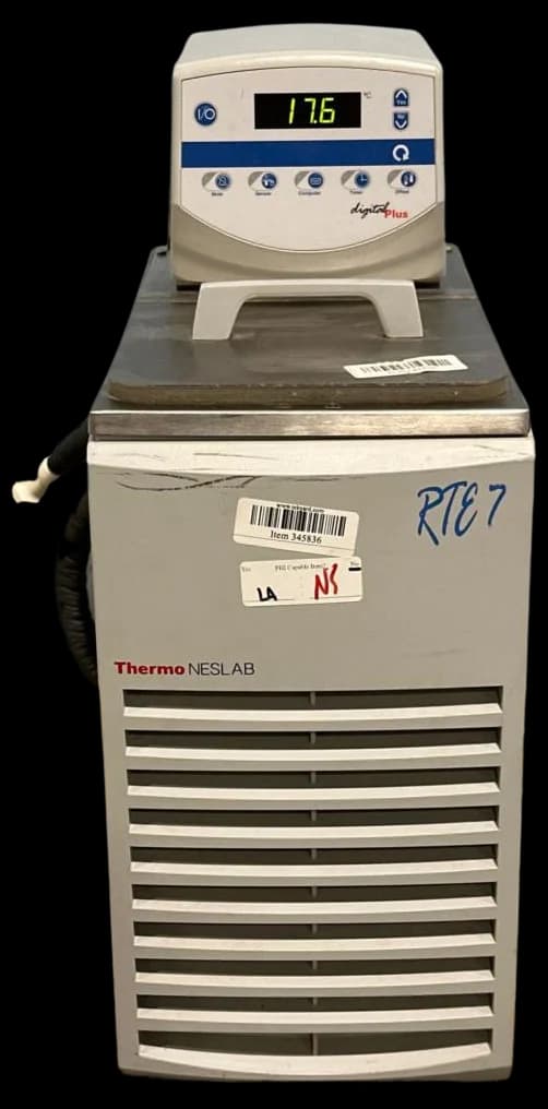 THERMO LABSYSTEMS Neslab RTE 7 Laboratory chiller