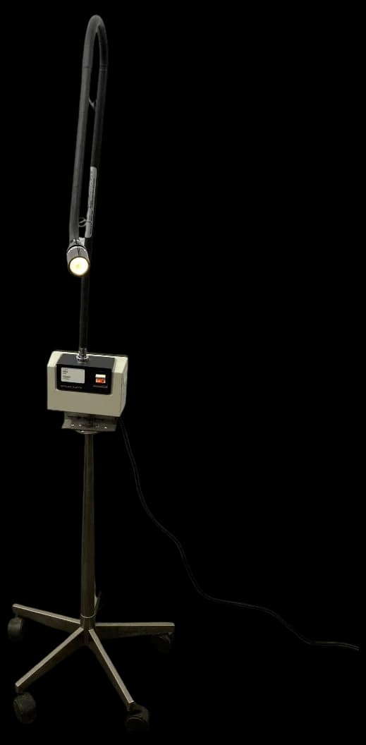 WELCH ALLYN 48300 Endoscope light source