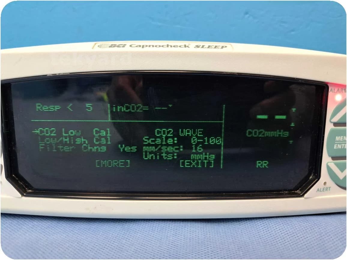 SMITHS MEDICAL Capnocheck Sleep 9004 Pulse oximeter