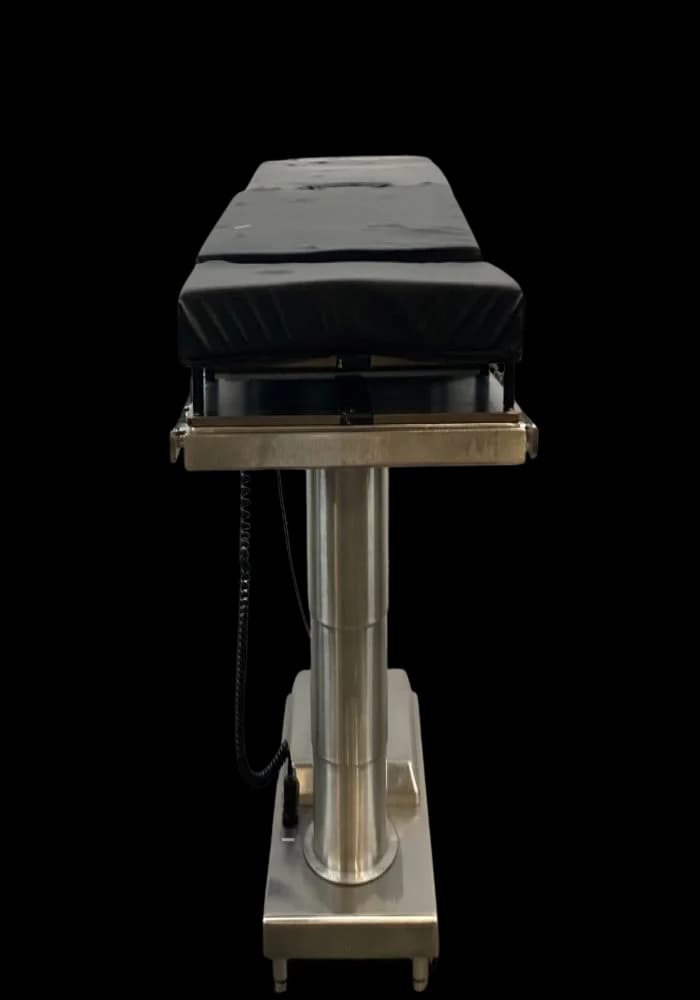 SKYTRON Elite 6002 Operating table