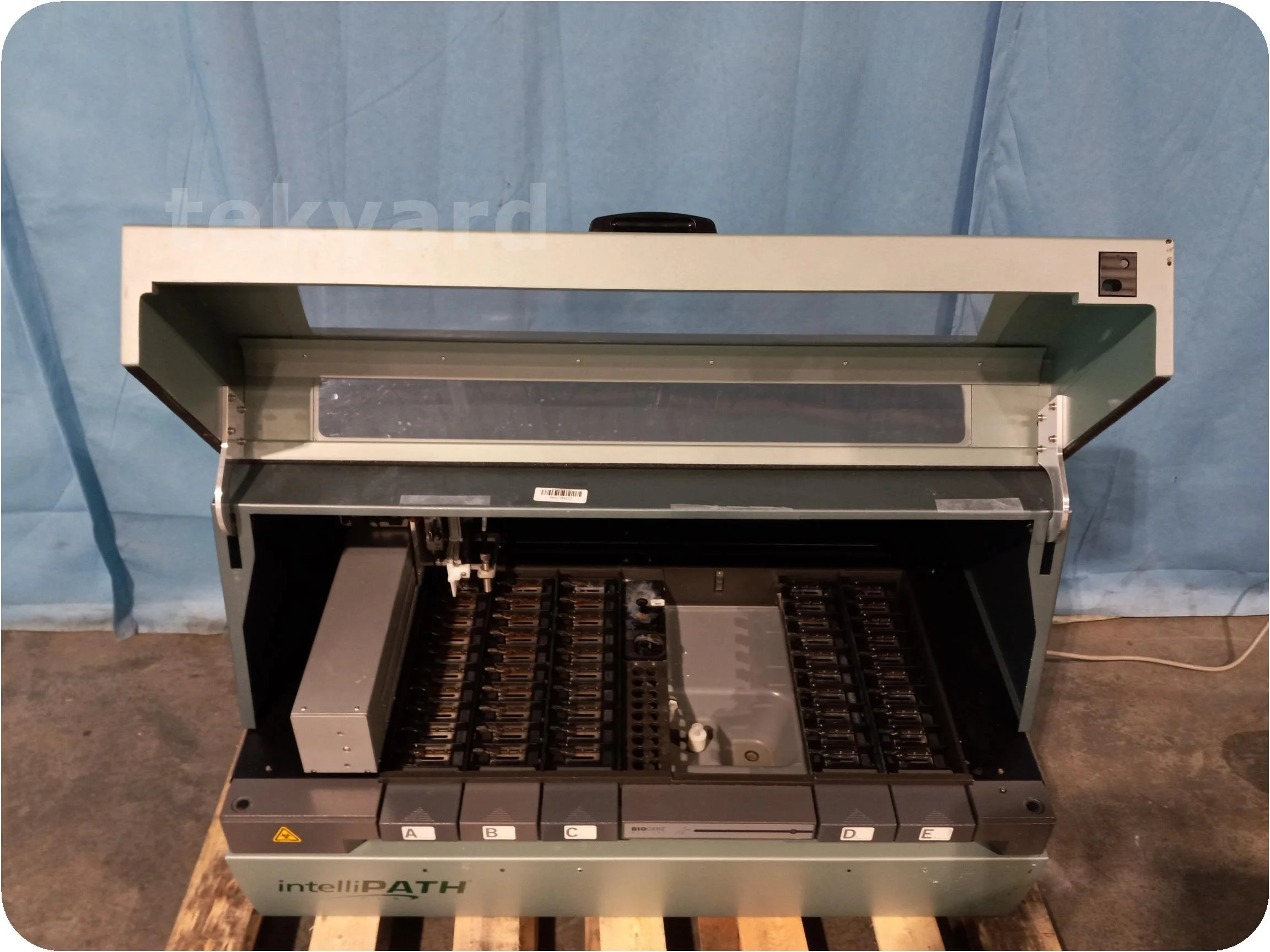 BIOCARE intelliPATH FLX Slide Stainer