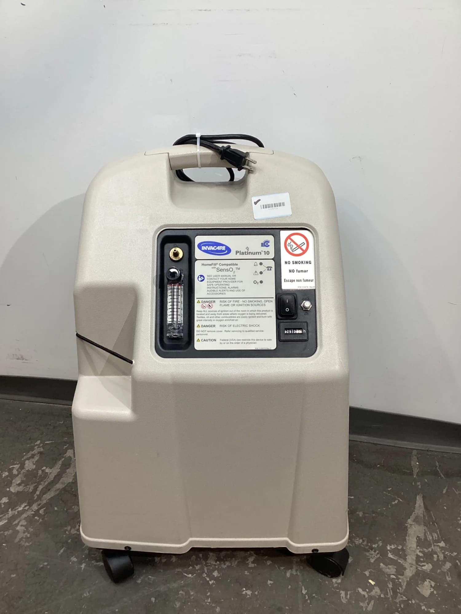 INVACARE Platinum 10 Oxygen concentrator humidifier