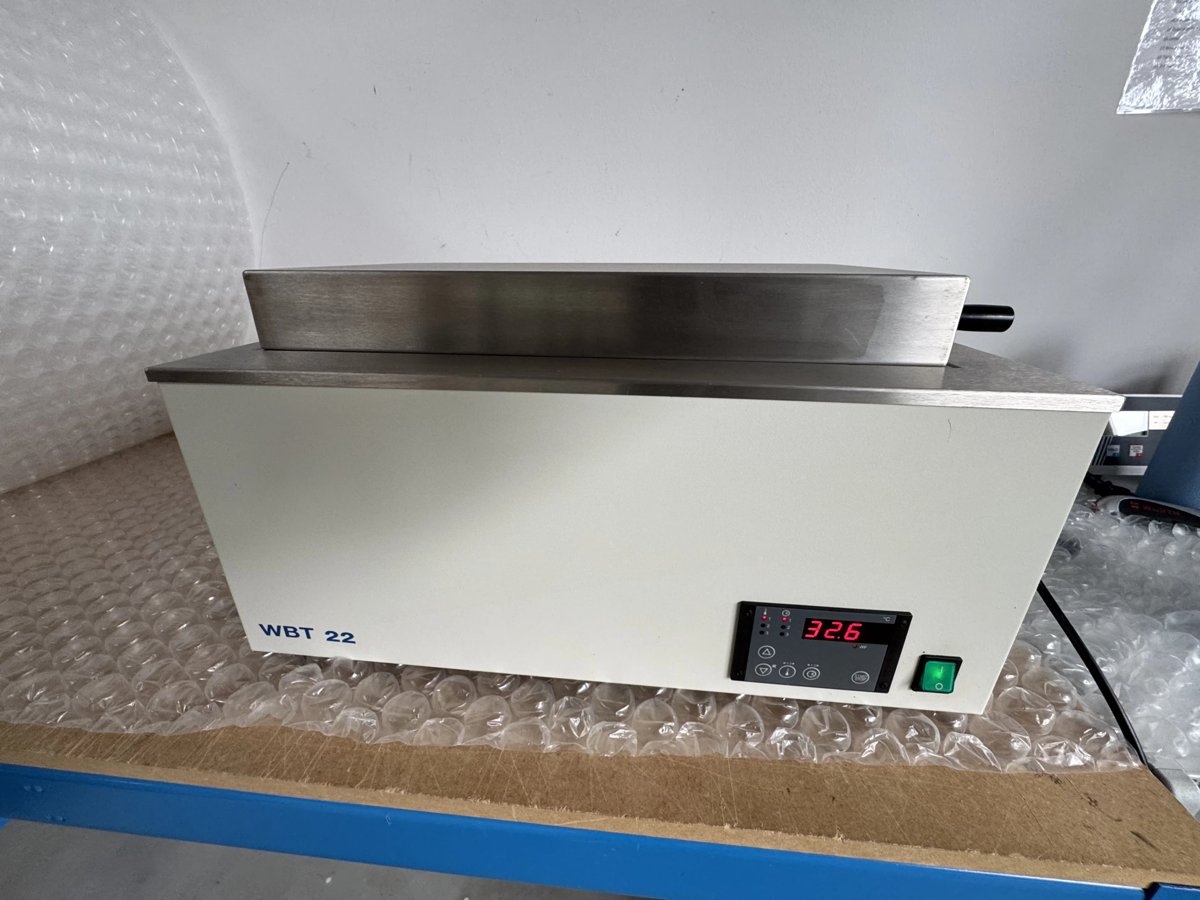MEDINGLAB WBT22 Water Bath