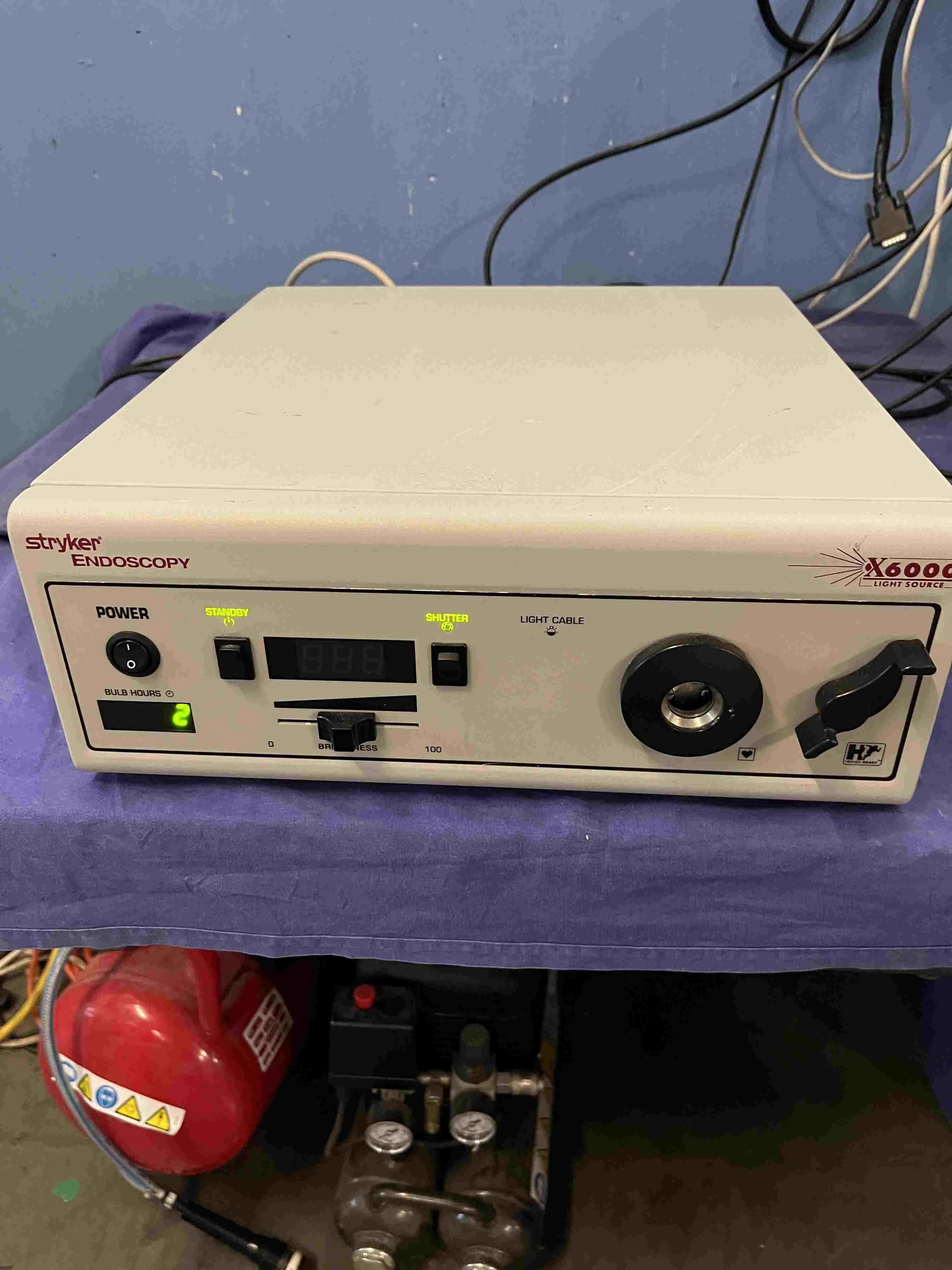 STRYKER X6000 Endoscope light source
