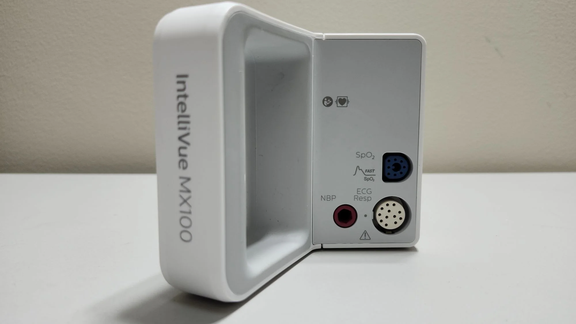 PHILIPS IntelliVue MX100 Patient monitor