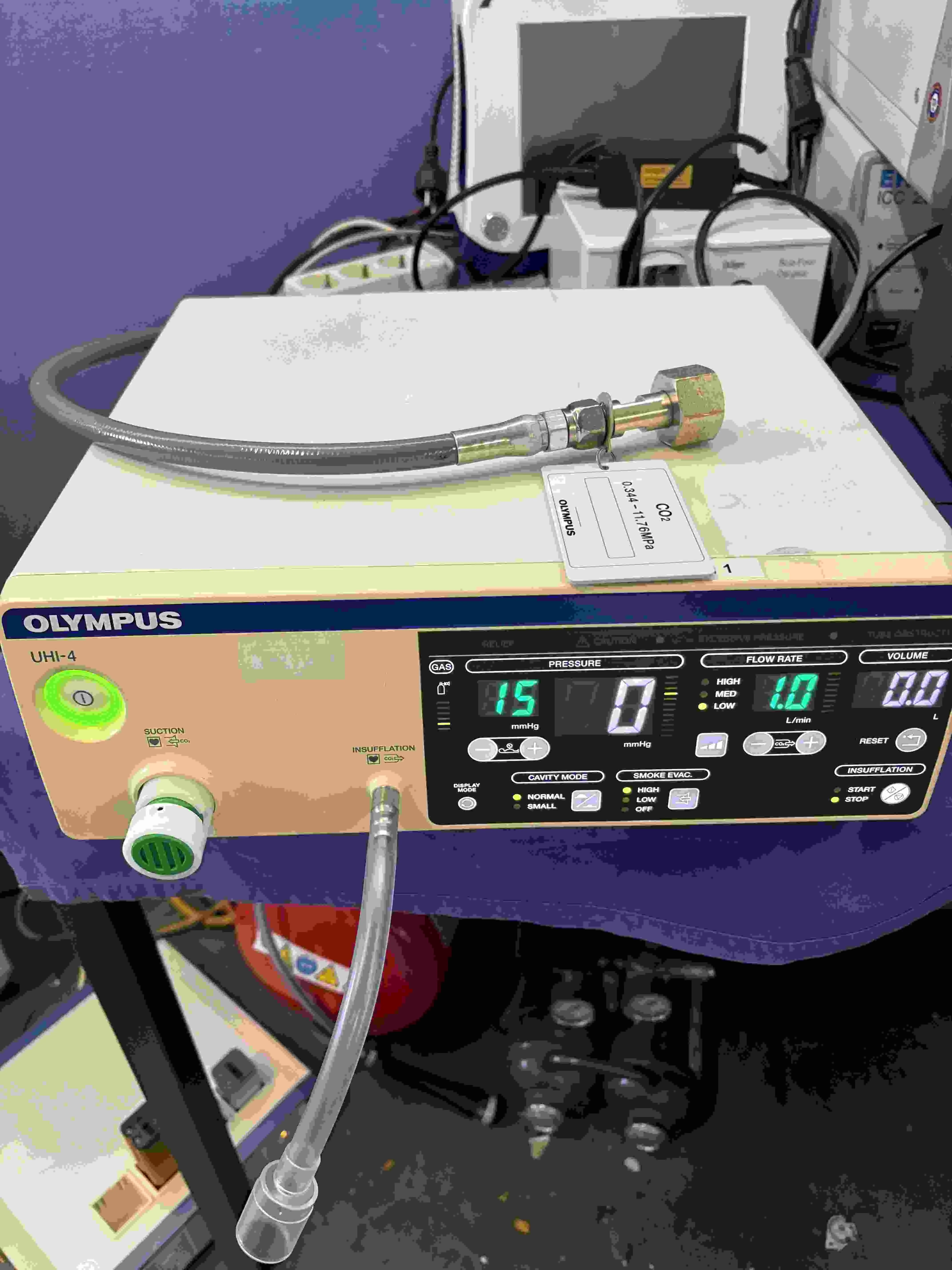 OLYMPUS UHI-4 Insufflator