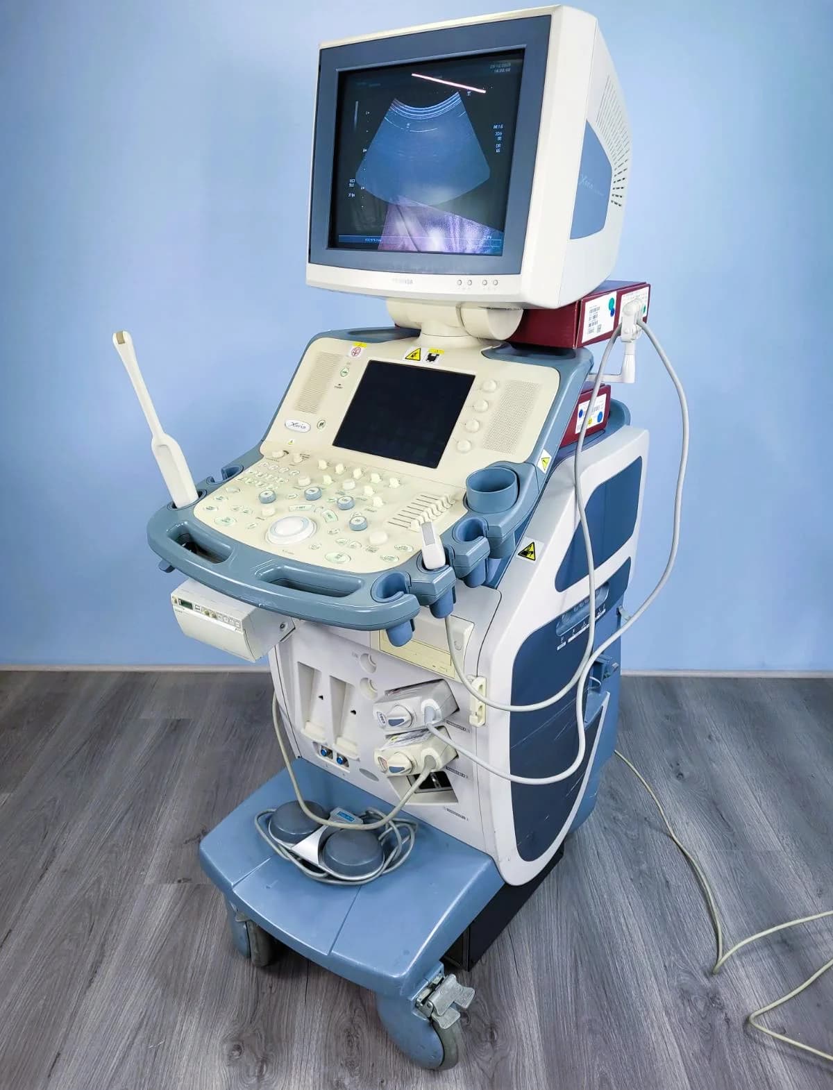 TOSHIBA Xario (SSA-660A) Ultrasound Machine