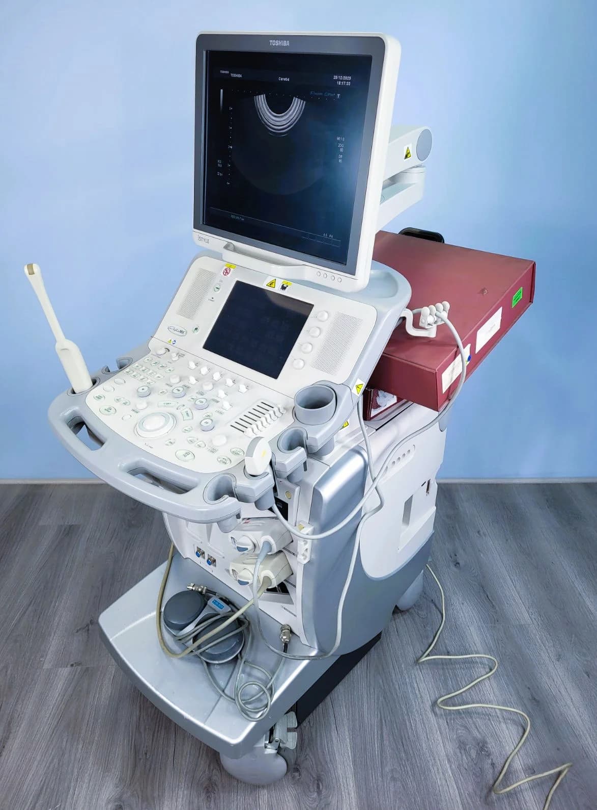 TOSHIBA Aplio MX (SSA-780A) Ultrasound Machine