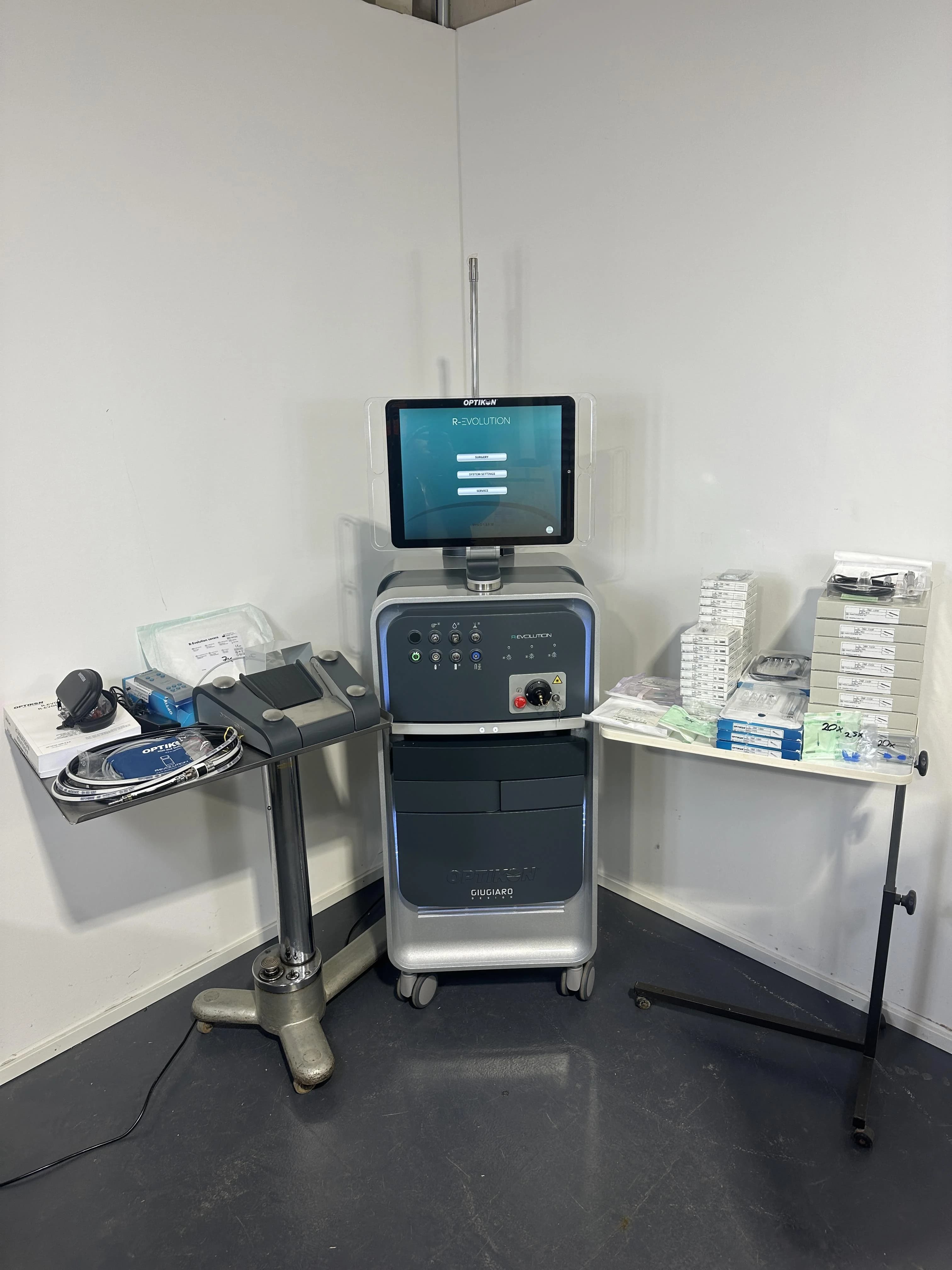 OPTIKON R-Evolution Phacoemulsifier
