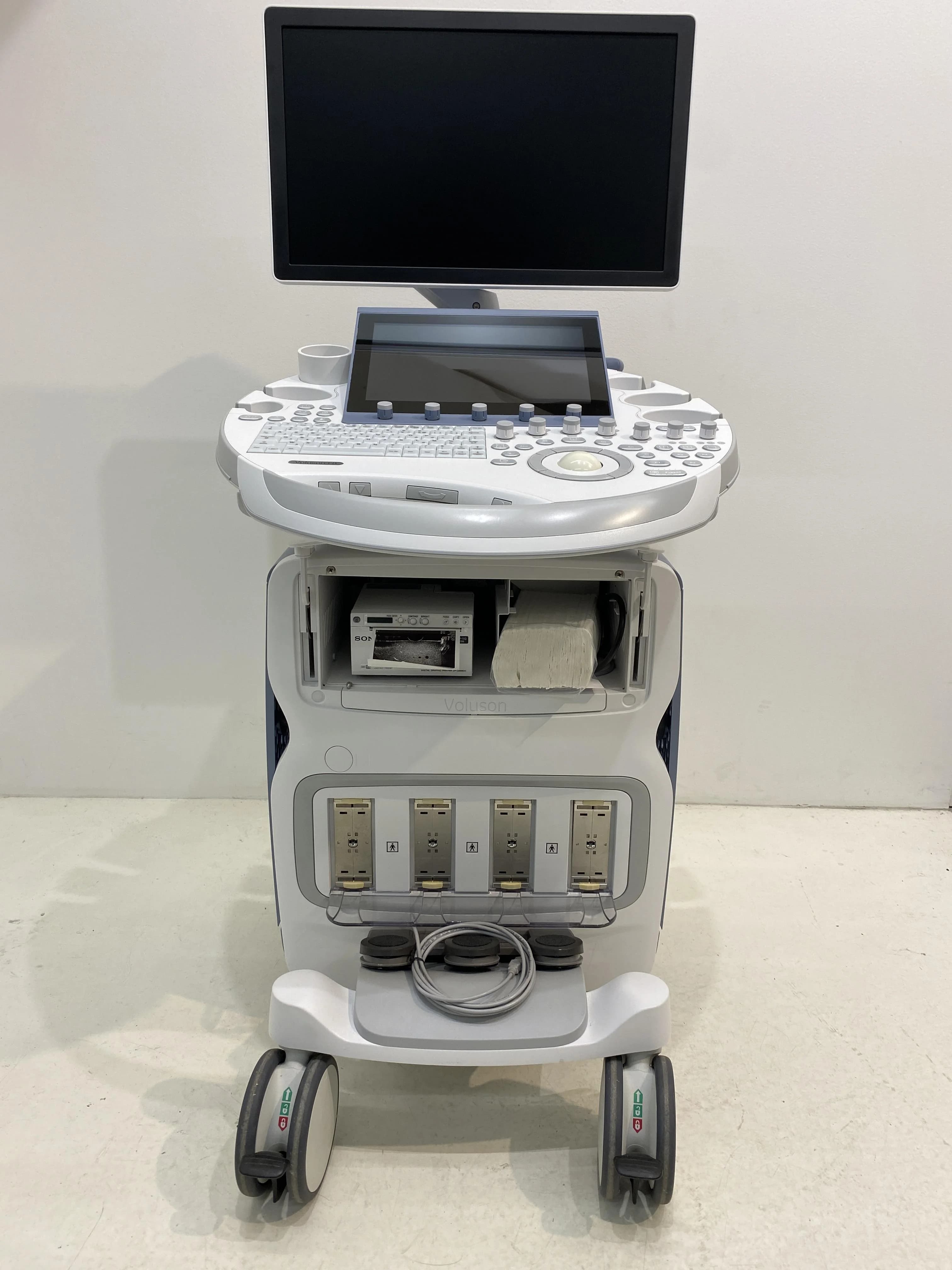 GE Voluson E8 Ultrasound Machine