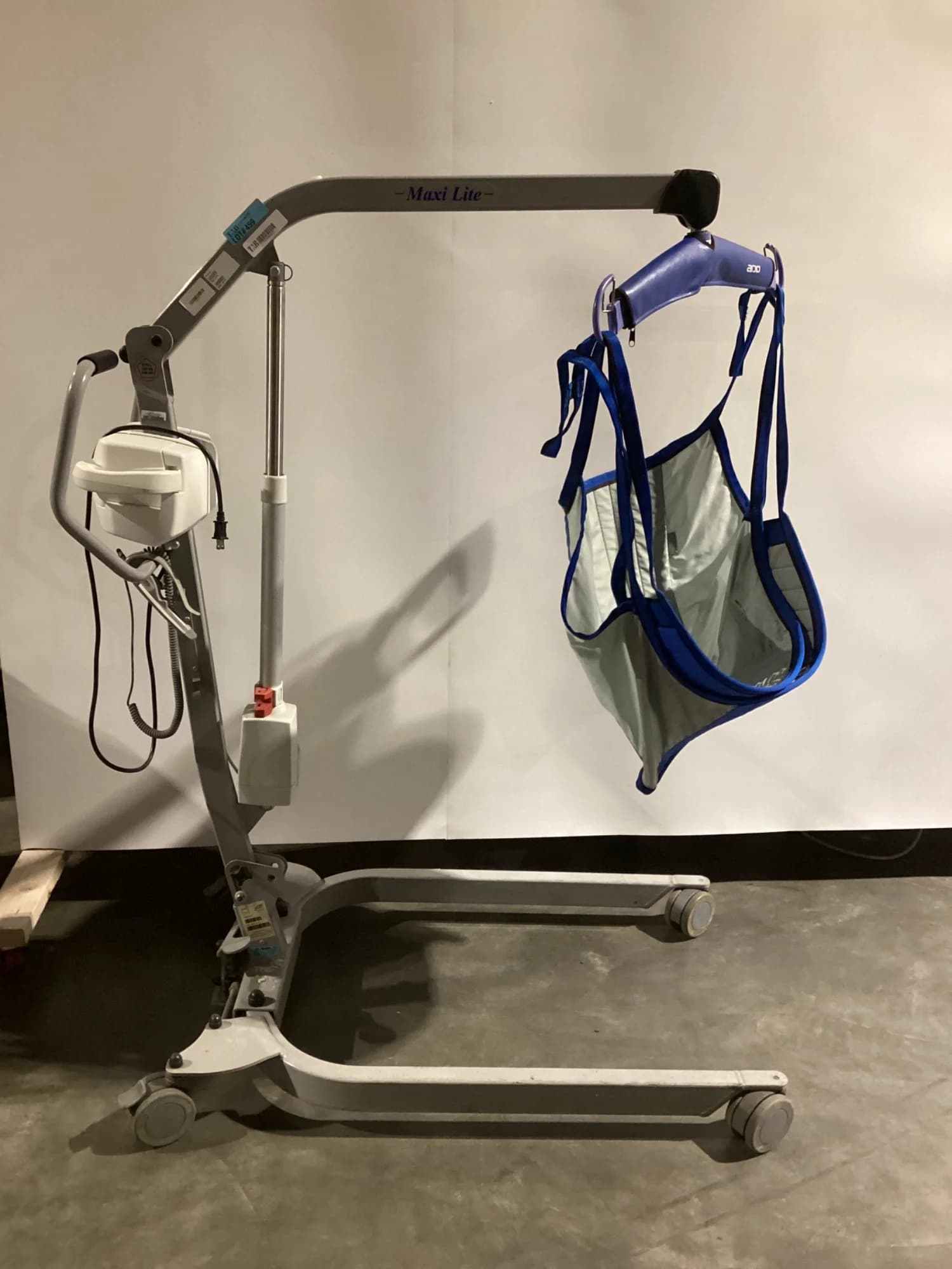 ARJO Maxi Lite Patient Lift