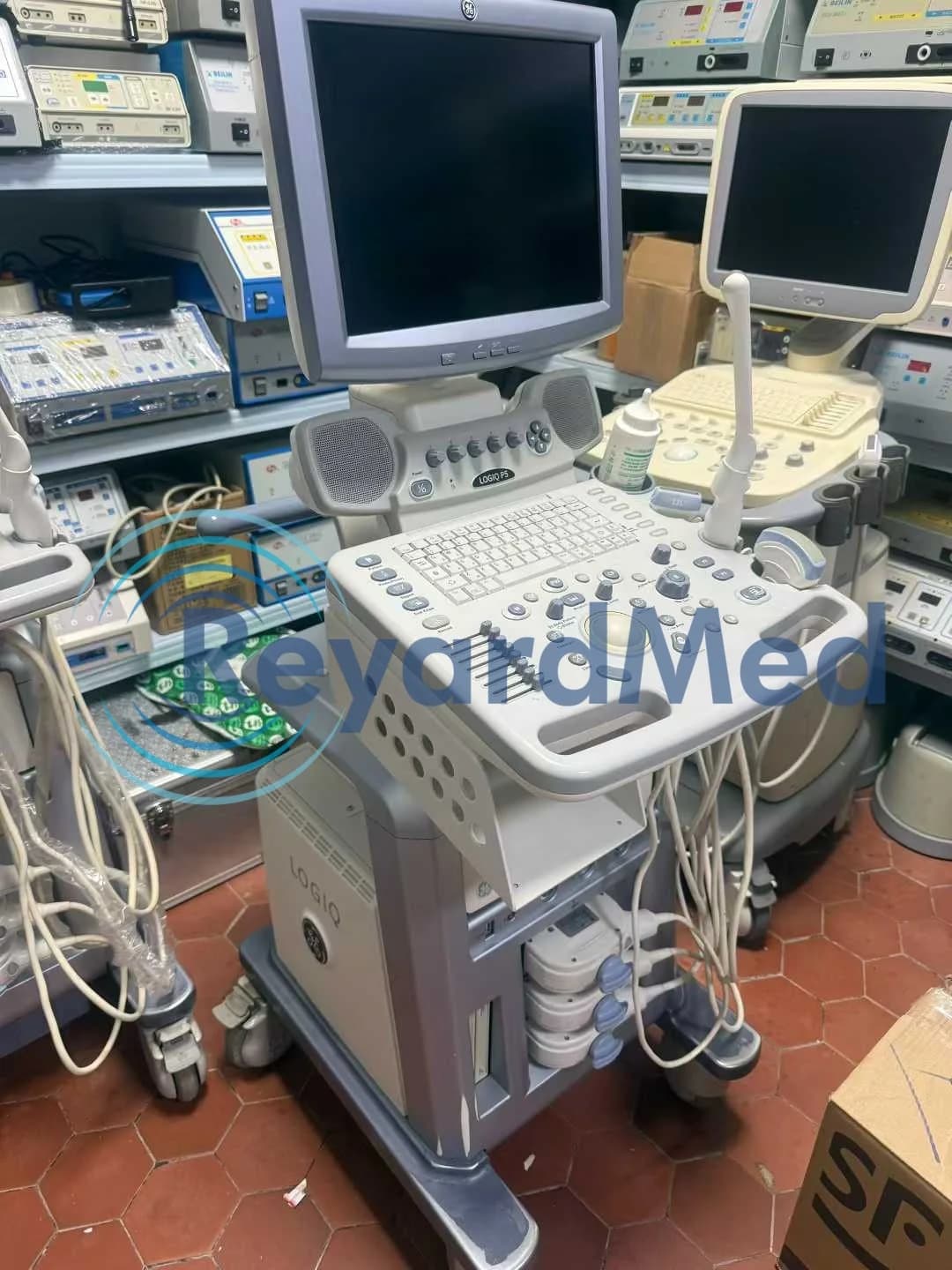 GE Logiq P5 Ultrasound Machine
